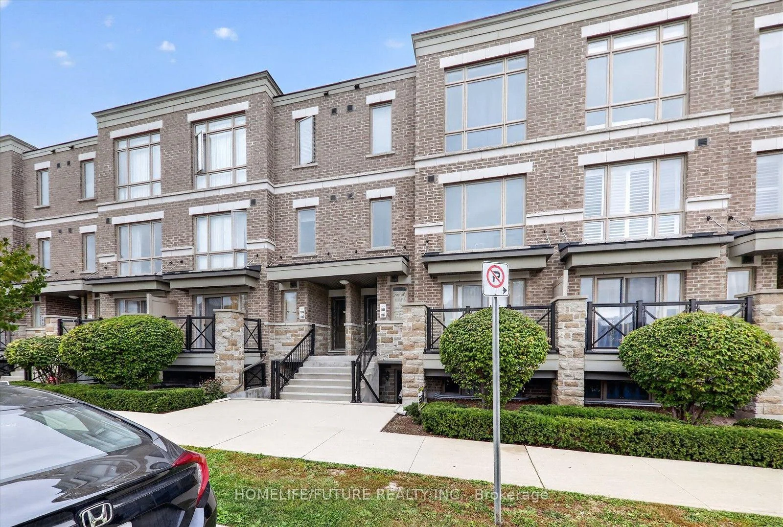 Photo 5 of Unit 1108, 65 Lindcrest Manor, Markham, Cornell — HOMEH