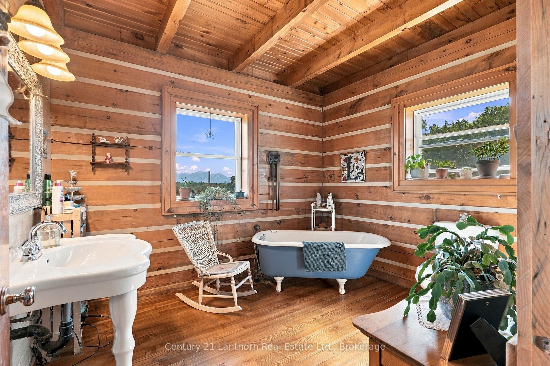 Photo 4 of 939 Kelly Road, Prince Edward County, Athol Ward — HOMEH