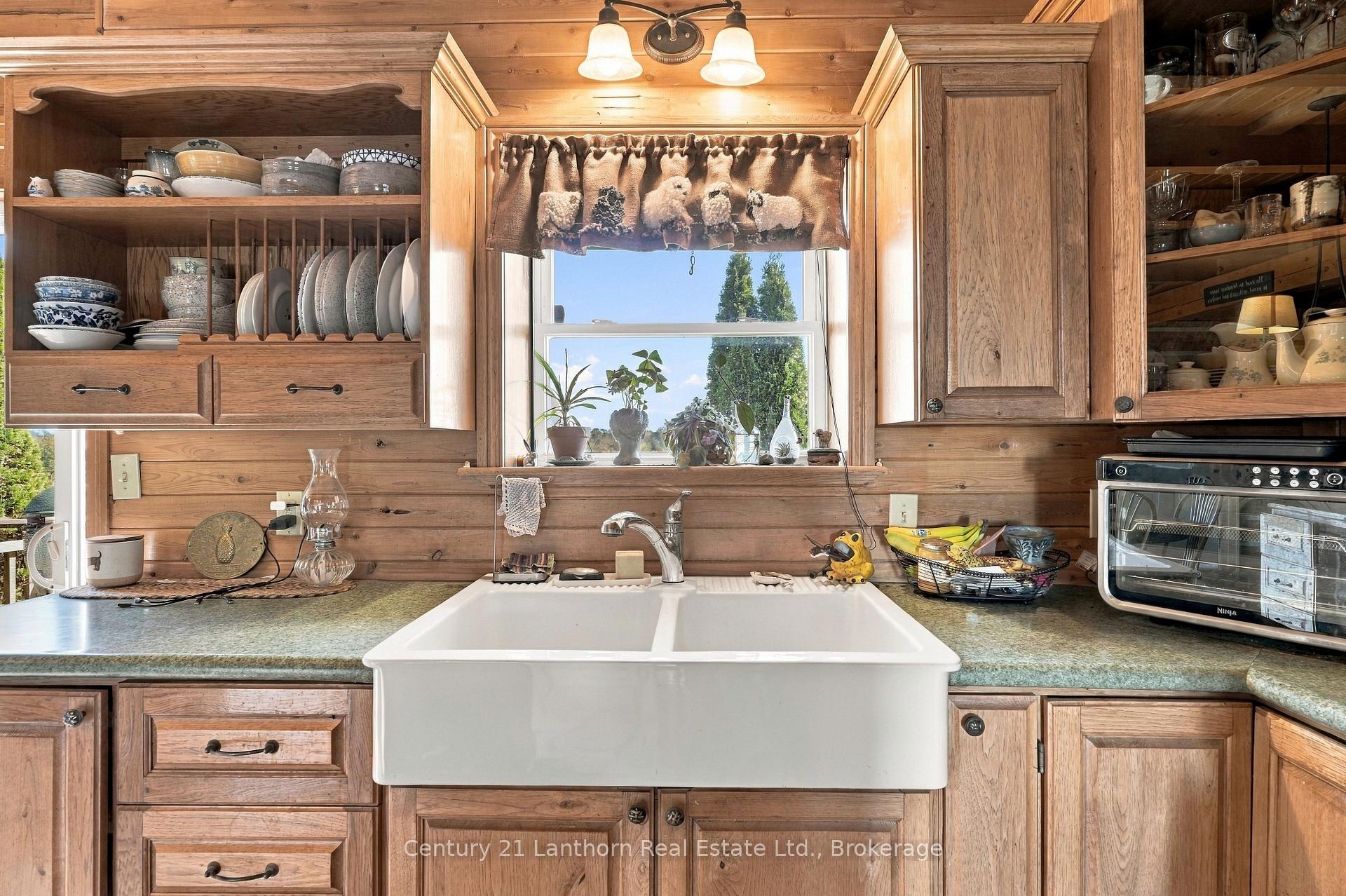 Photo 10 of 939 Kelly Road, Prince Edward County, Athol Ward — HOMEH