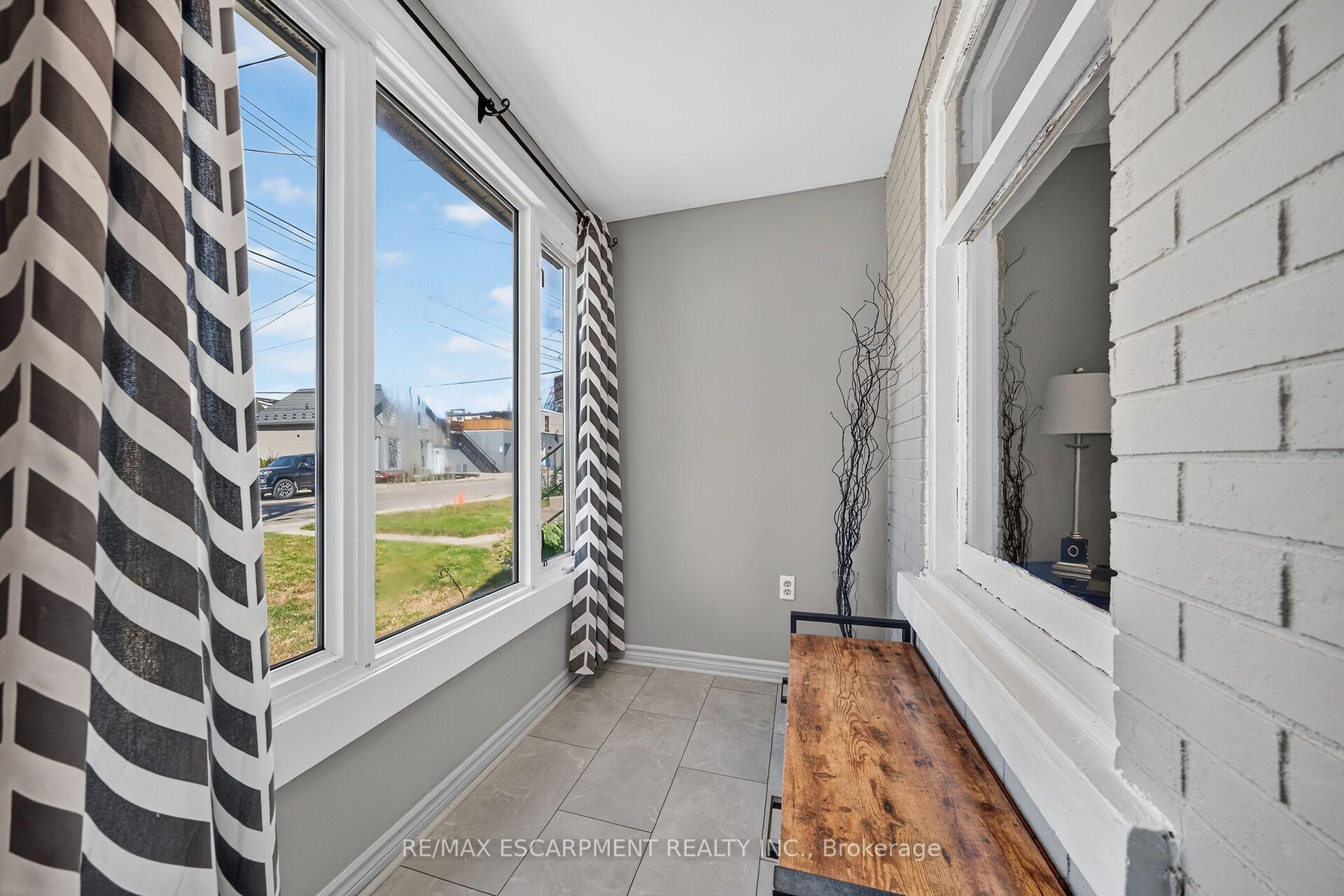 Photo 5 of 7 East 24th Street, Hamilton, Eastmount — HOMEH