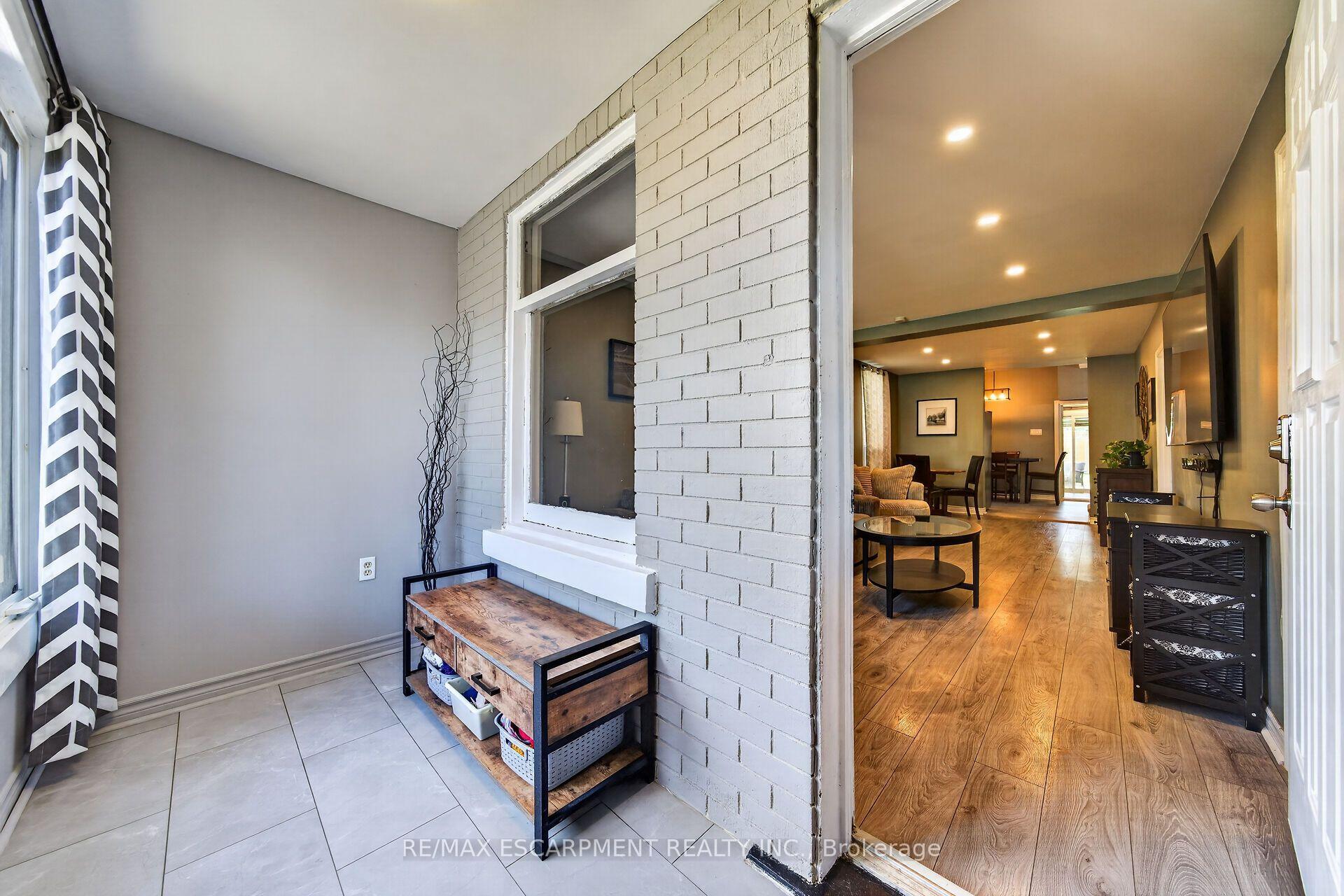 Photo 6 of 7 East 24th Street, Hamilton, Eastmount — HOMEH