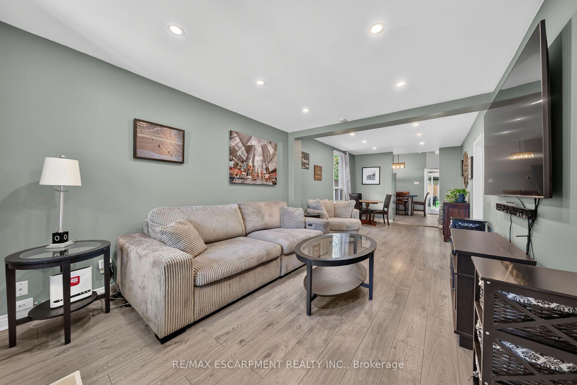 Photo 8 of 7 East 24th Street, Hamilton, Eastmount — HOMEH