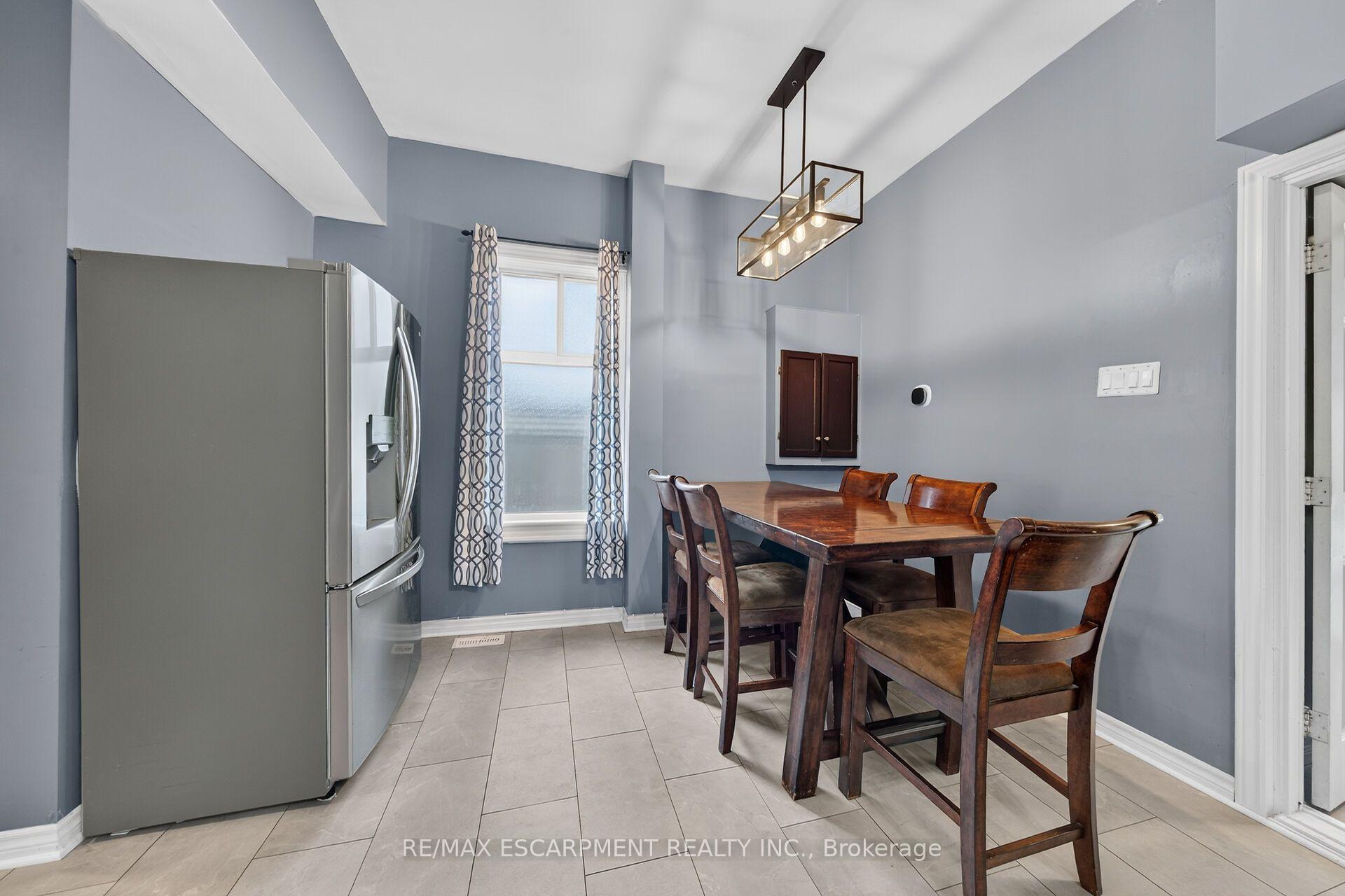 Photo 15 of 7 East 24th Street, Hamilton, Eastmount — HOMEH