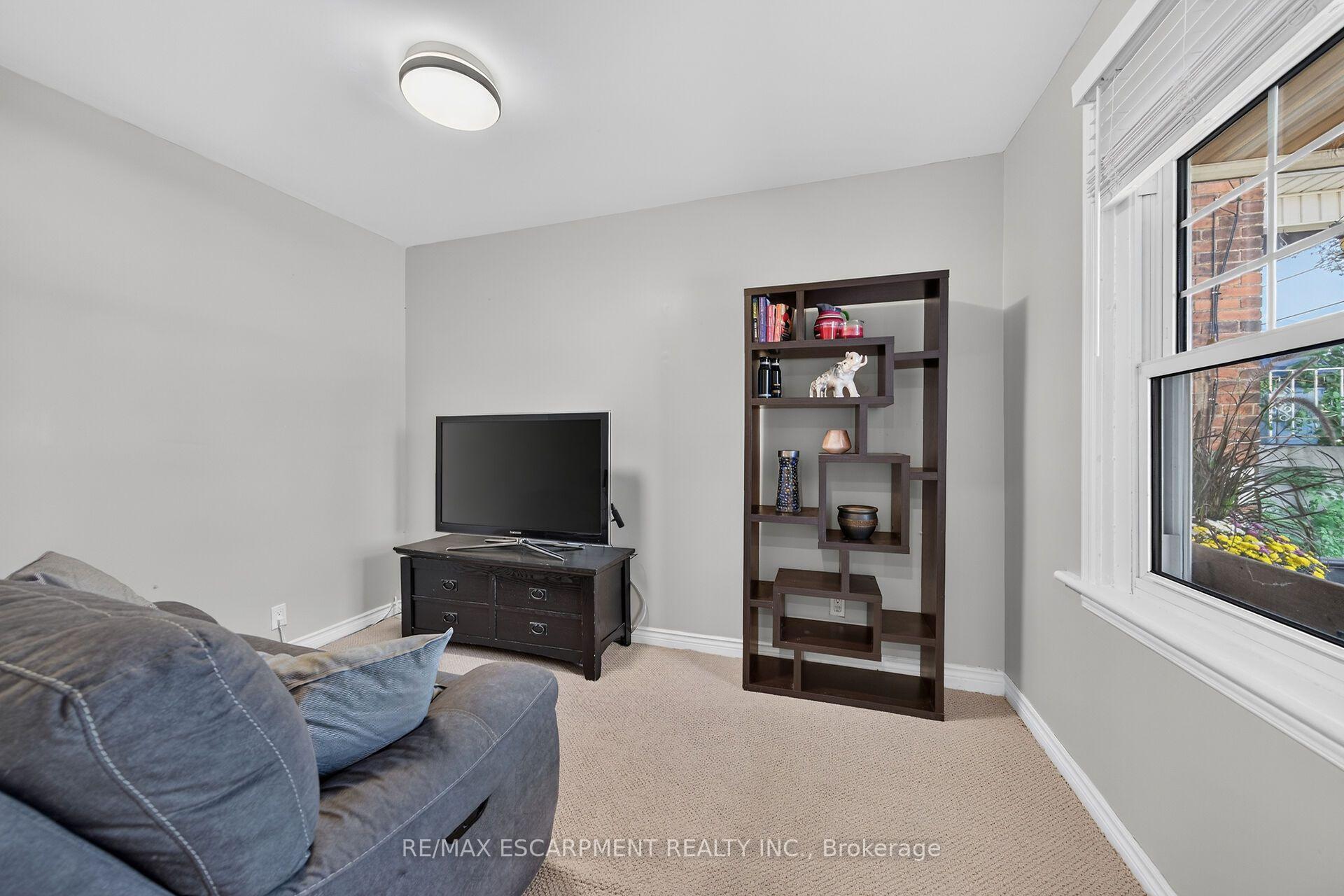 Photo 17 of 7 East 24th Street, Hamilton, Eastmount — HOMEH