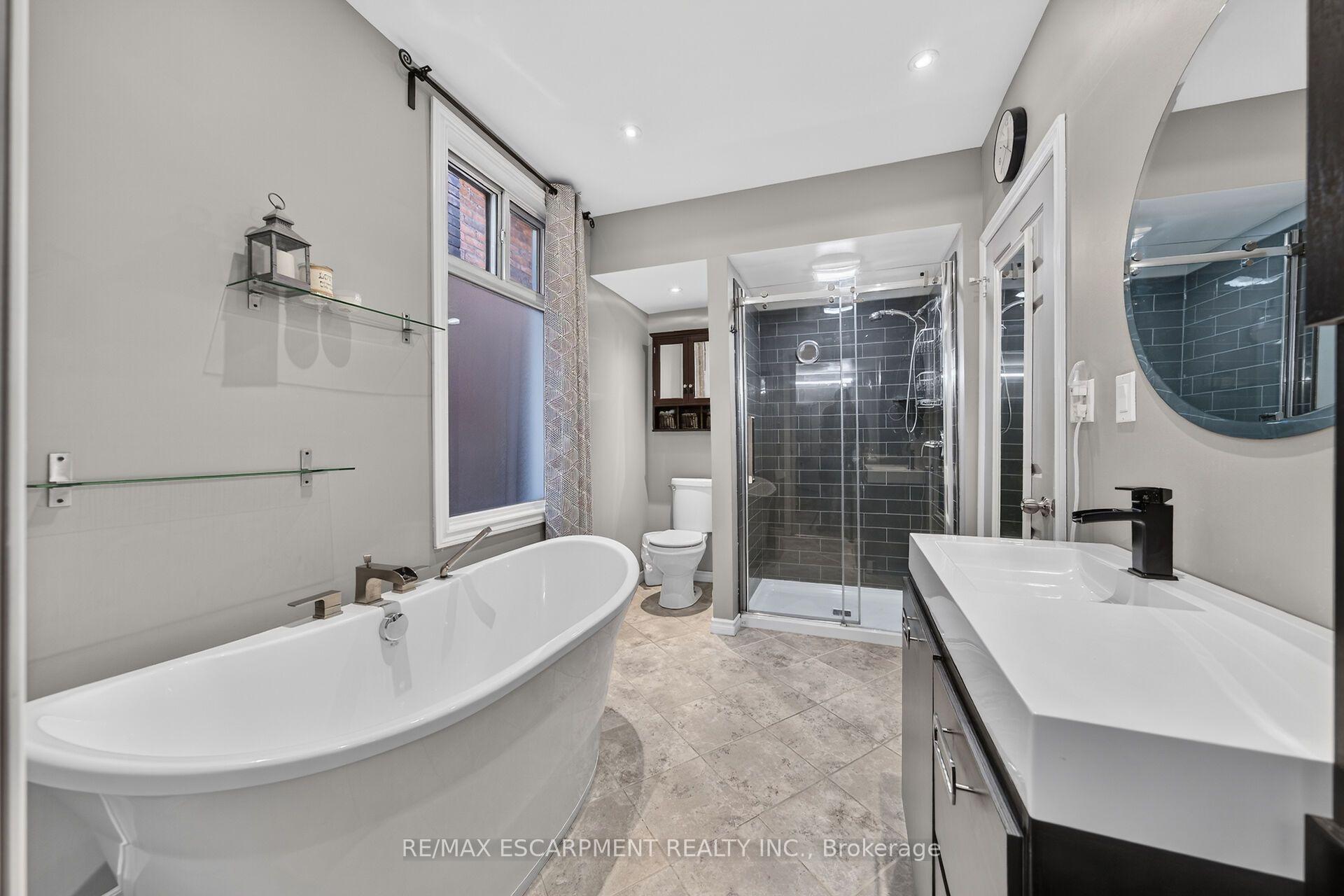 Photo 19 of 7 East 24th Street, Hamilton, Eastmount — HOMEH
