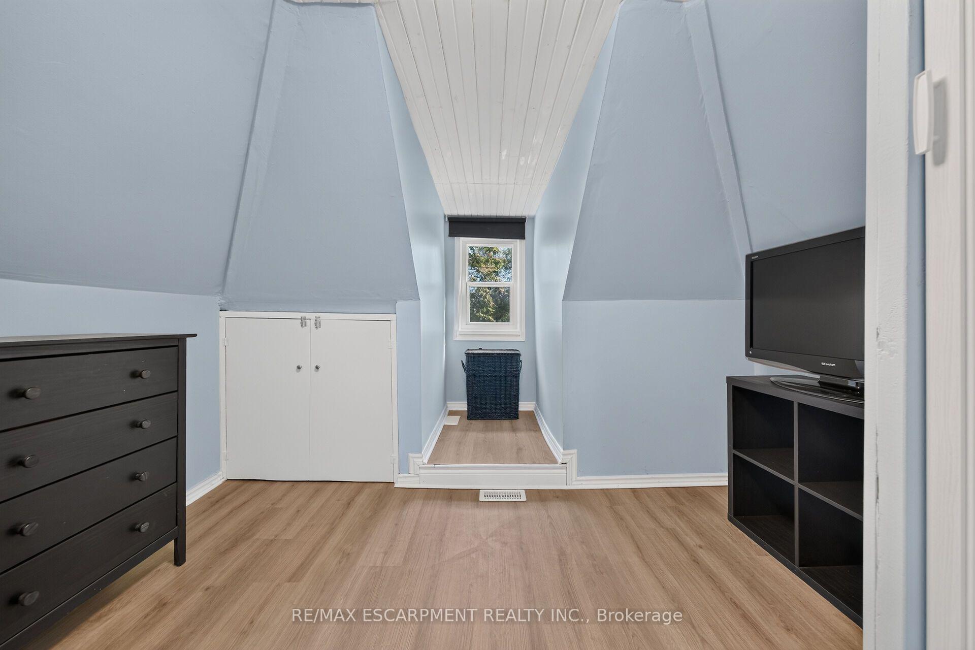 Photo 27 of 7 East 24th Street, Hamilton, Eastmount — HOMEH