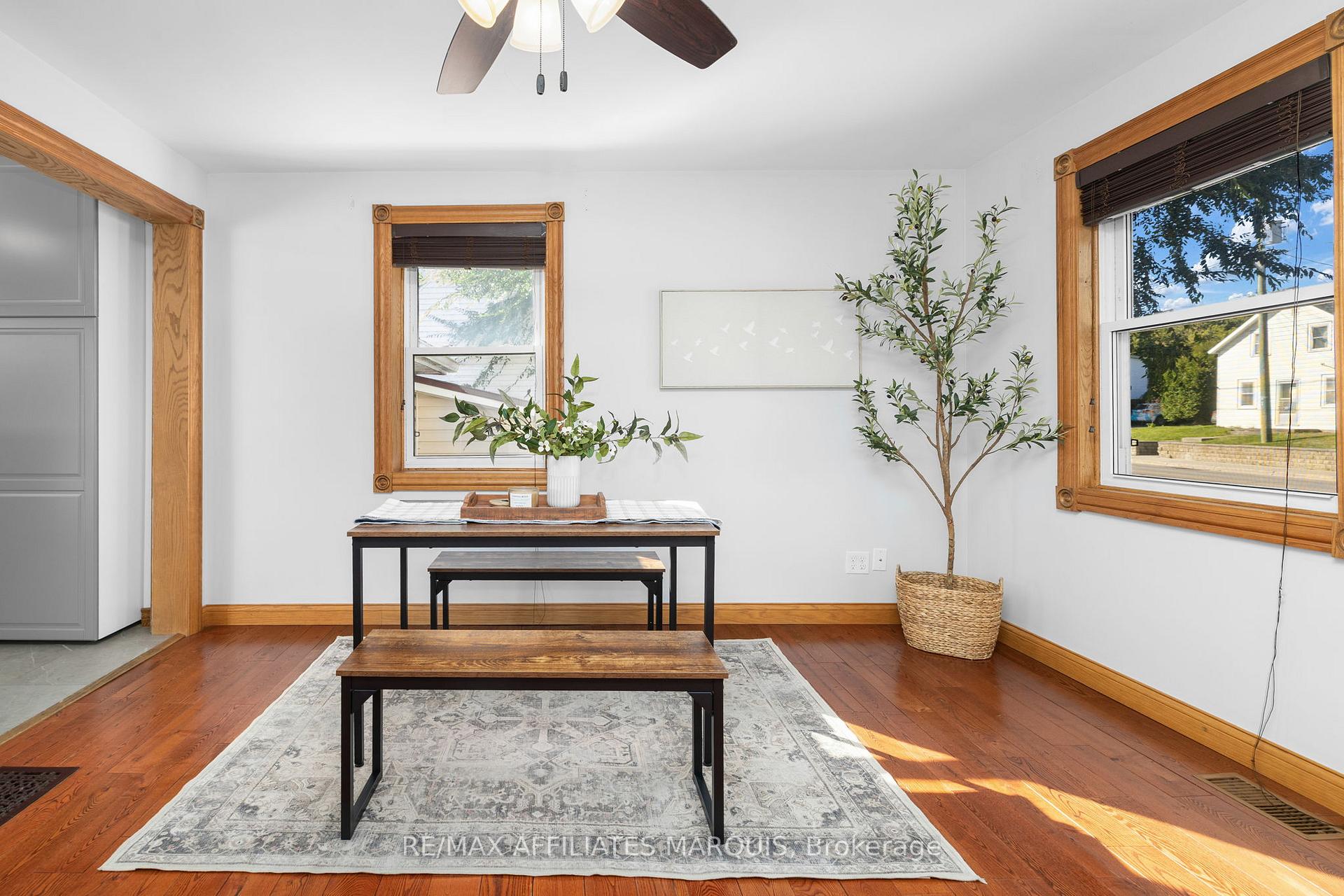 Photo 3 of 120 Queen Street, Smiths Falls, Smiths Falls — HOMEH