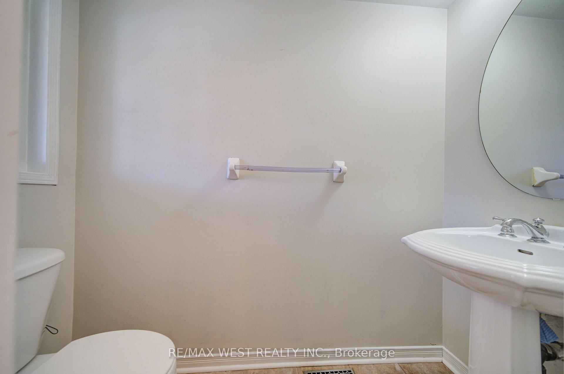Photo 9 of 143 Allworth Crescent, Clarington, Bowmanville — HOMEH