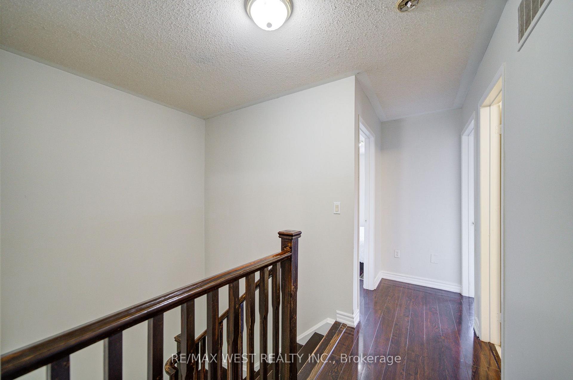 Photo 24 of 143 Allworth Crescent, Clarington, Bowmanville — HOMEH