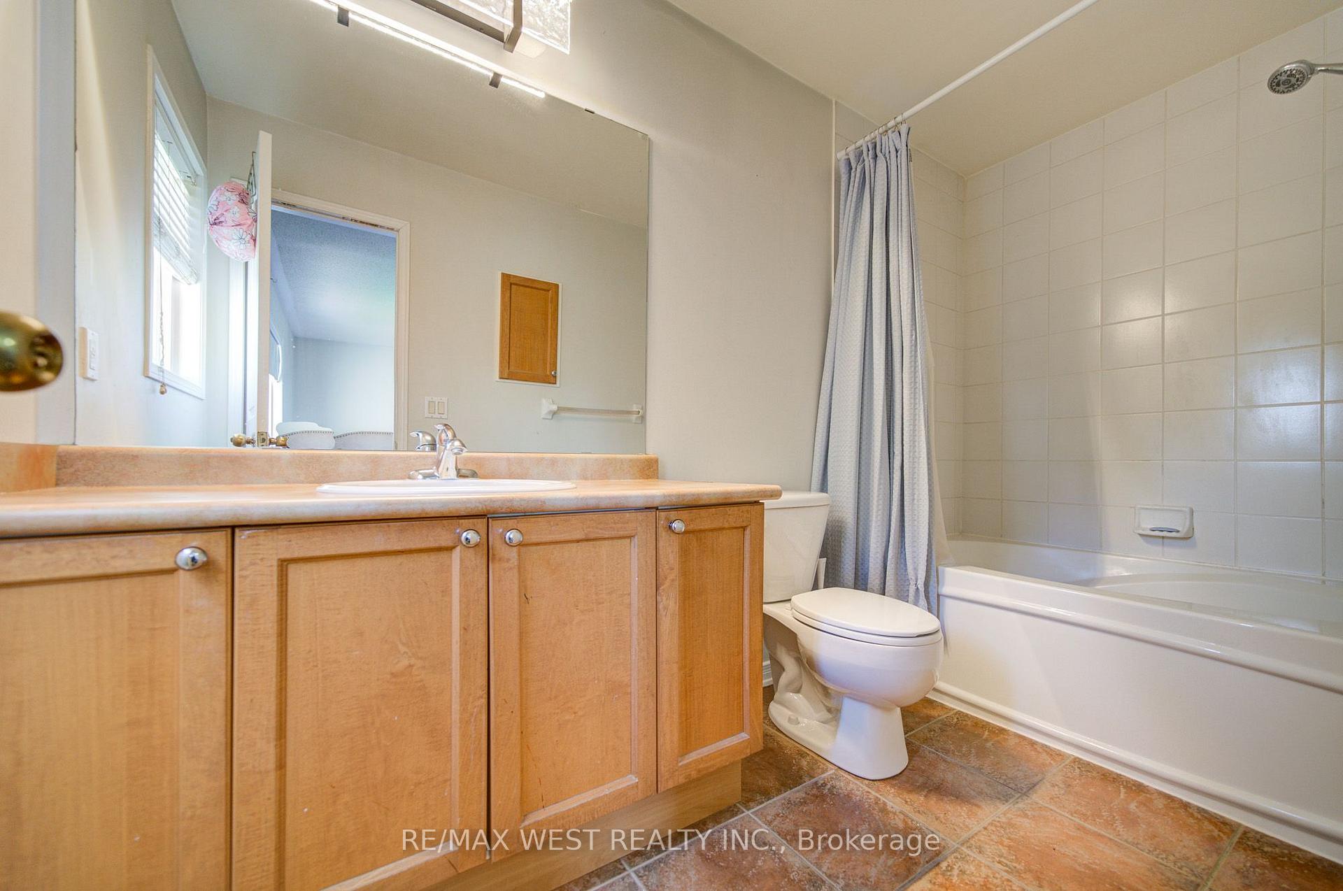 Photo 29 of 143 Allworth Crescent, Clarington, Bowmanville — HOMEH