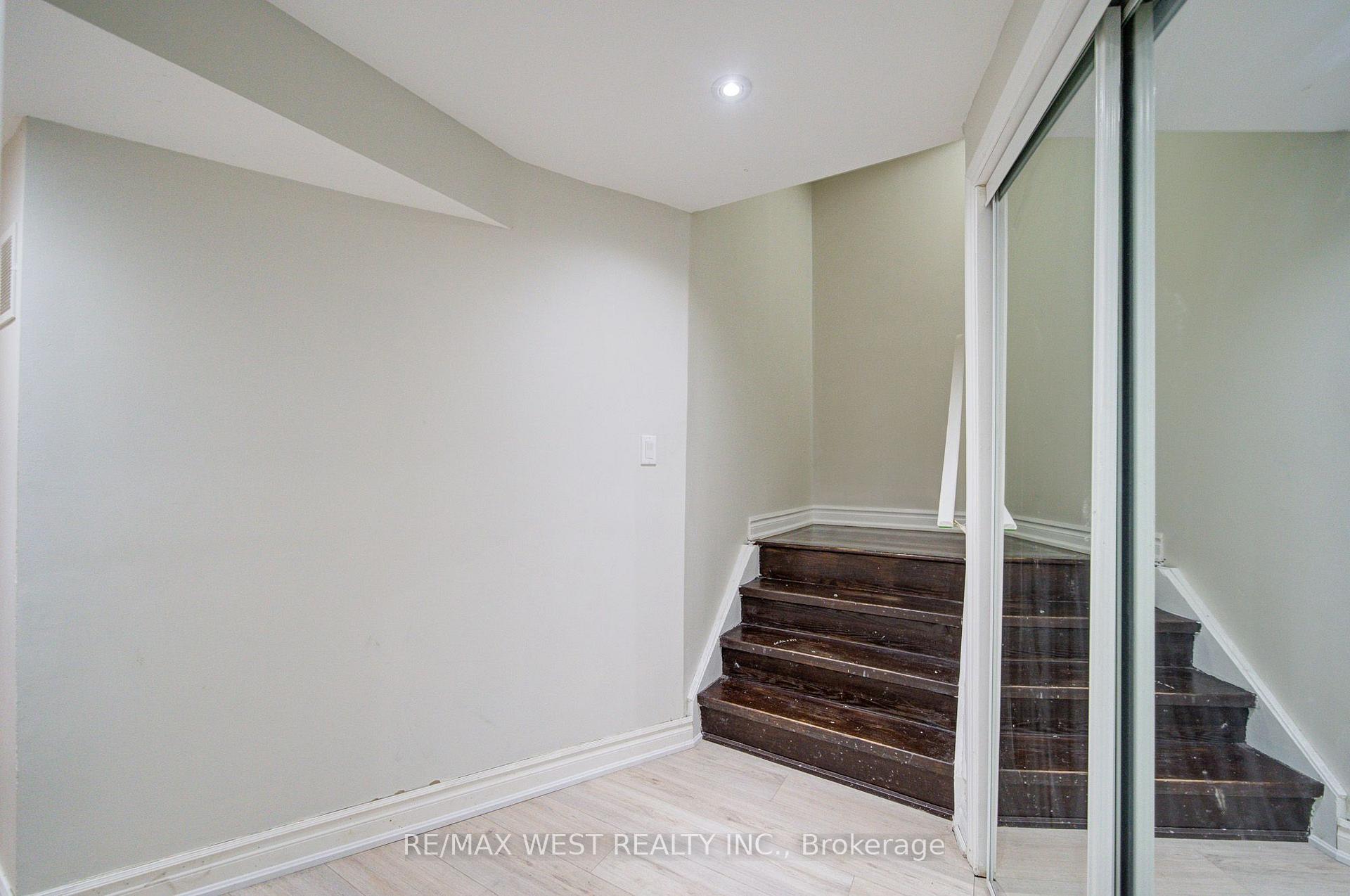 Photo 37 of 143 Allworth Crescent, Clarington, Bowmanville — HOMEH
