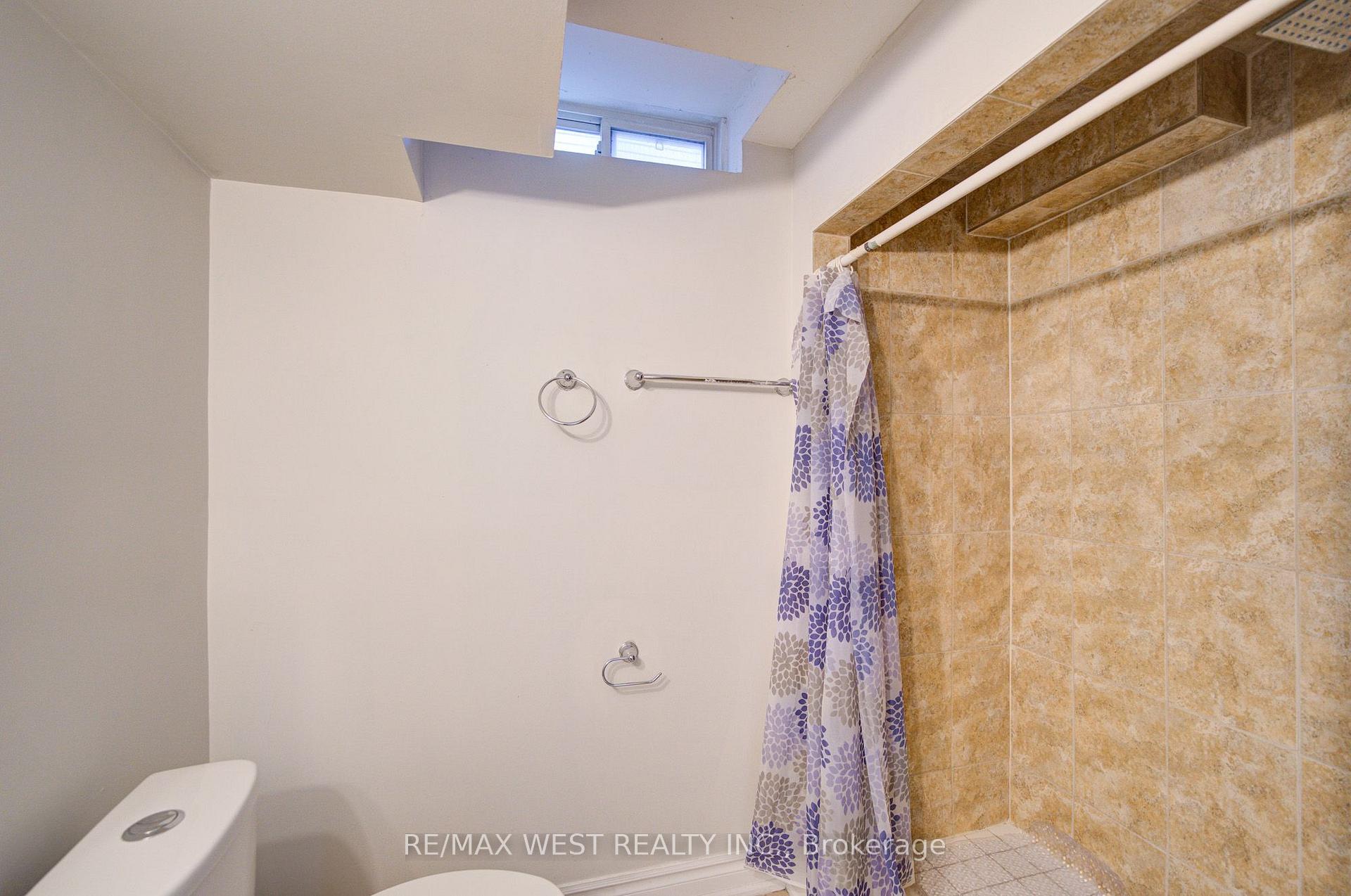 Photo 39 of 143 Allworth Crescent, Clarington, Bowmanville — HOMEH