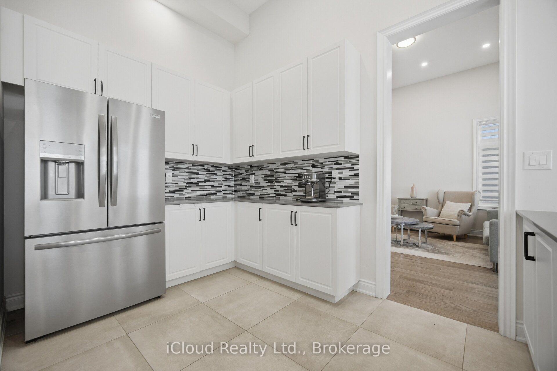 Photo 10 of 1400 Yellow Rose Circle, Oakville, Glen Abbey — HOMEH