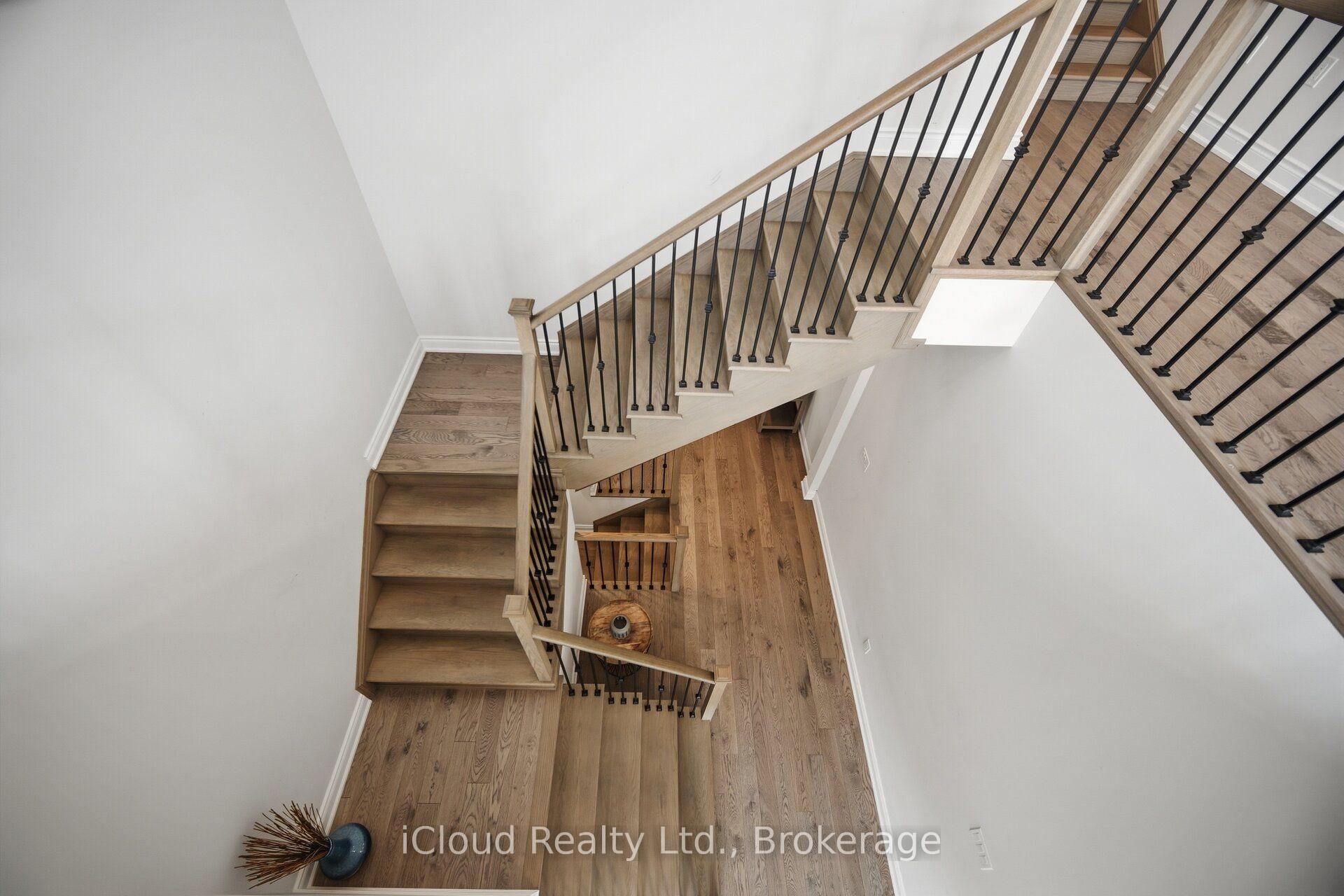 Photo 21 of 1400 Yellow Rose Circle, Oakville, Glen Abbey — HOMEH