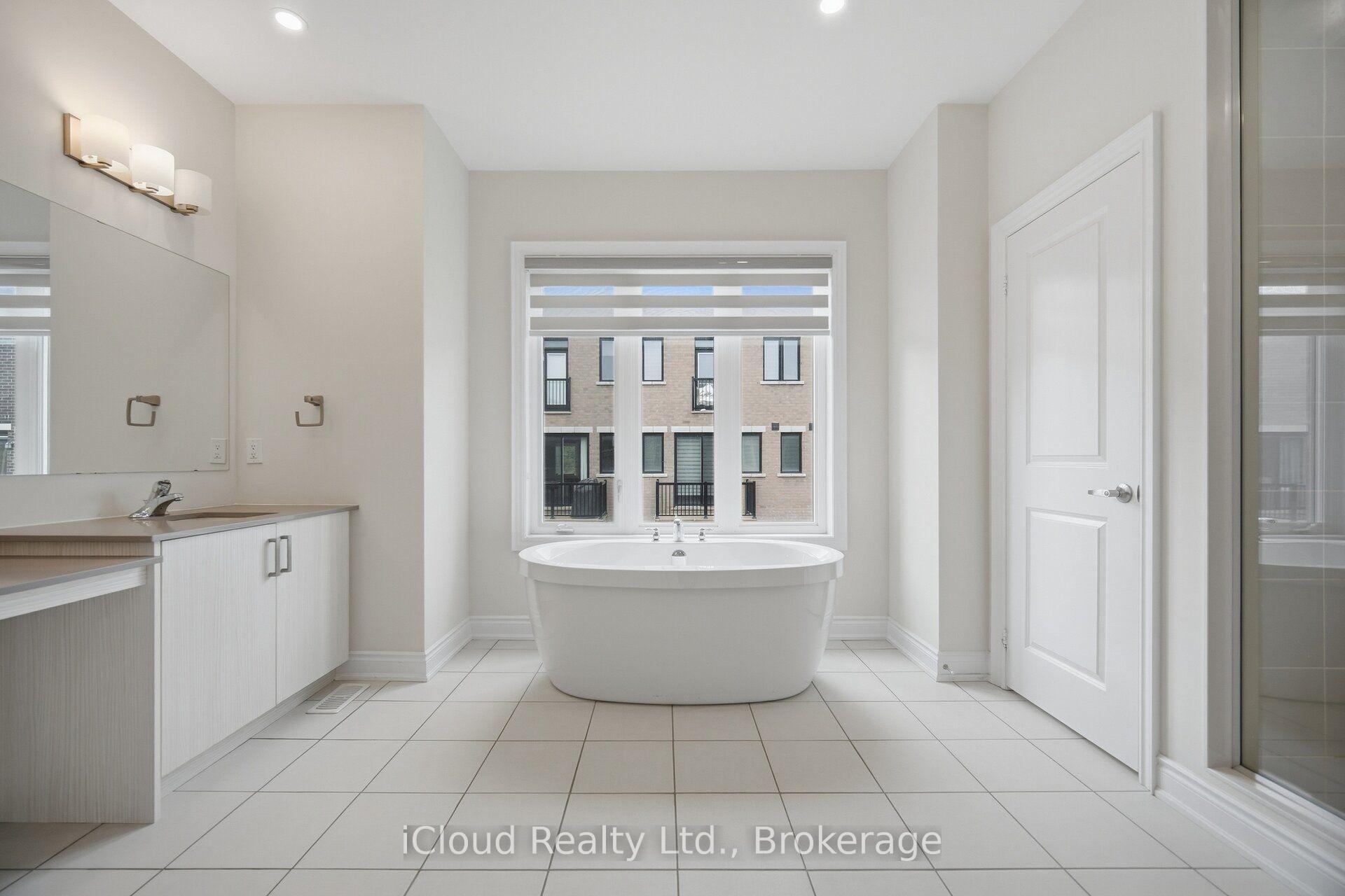 Photo 28 of 1400 Yellow Rose Circle, Oakville, Glen Abbey — HOMEH