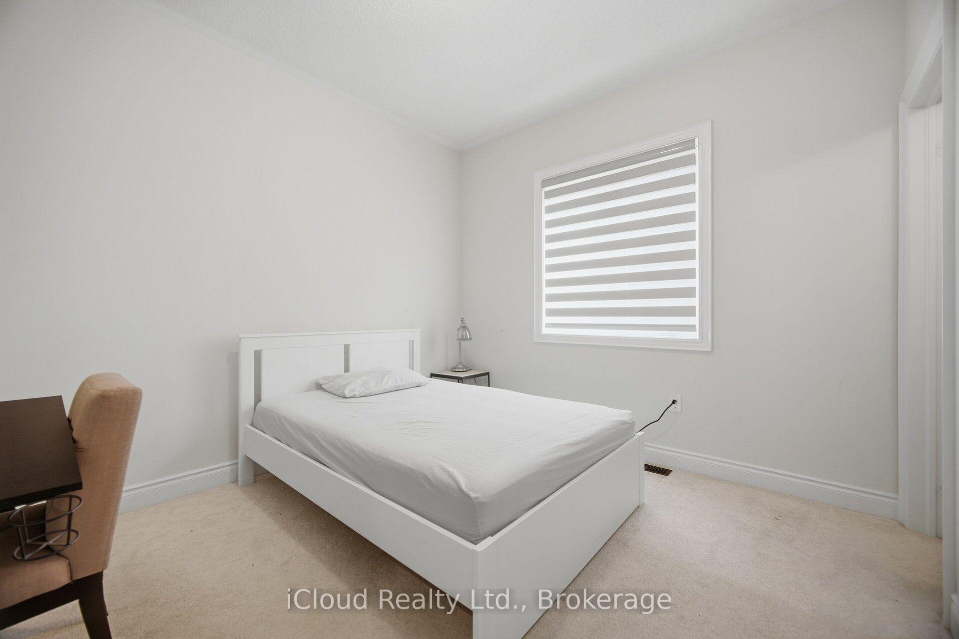 Photo 33 of 1400 Yellow Rose Circle, Oakville, Glen Abbey — HOMEH