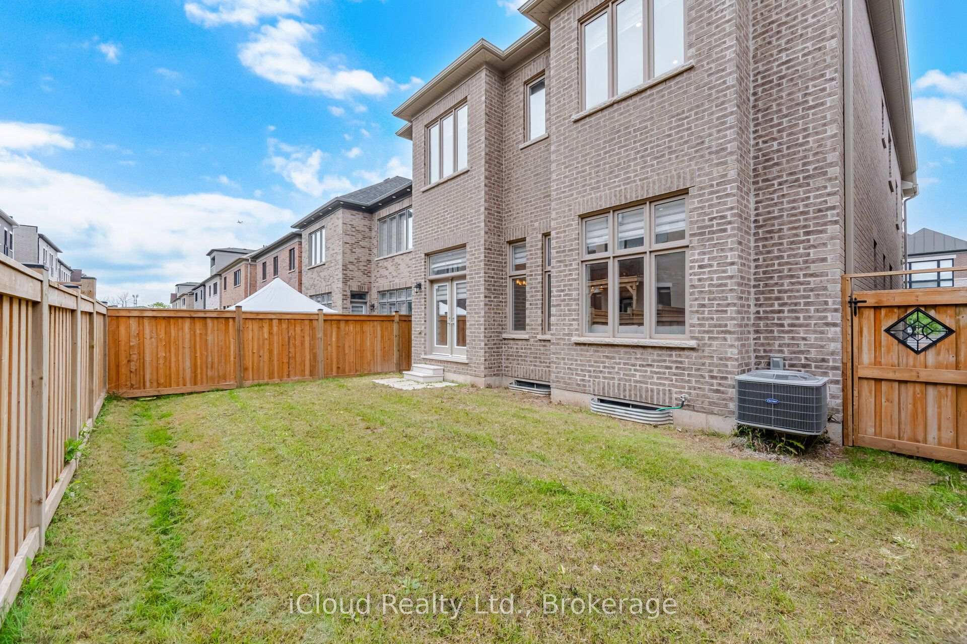 Photo 49 of 1400 Yellow Rose Circle, Oakville, Glen Abbey — HOMEH