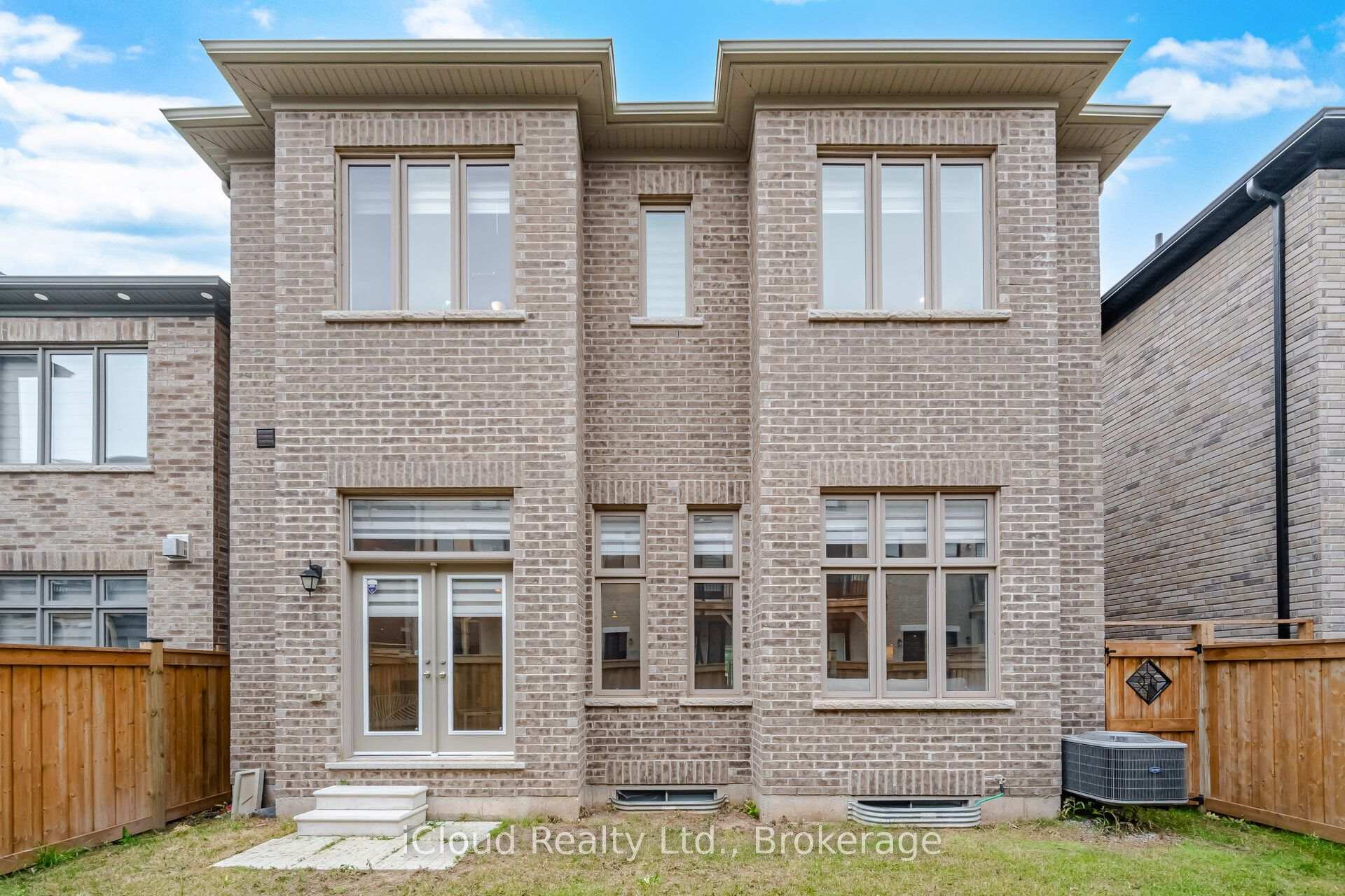 Photo 50 of 1400 Yellow Rose Circle, Oakville, Glen Abbey — HOMEH