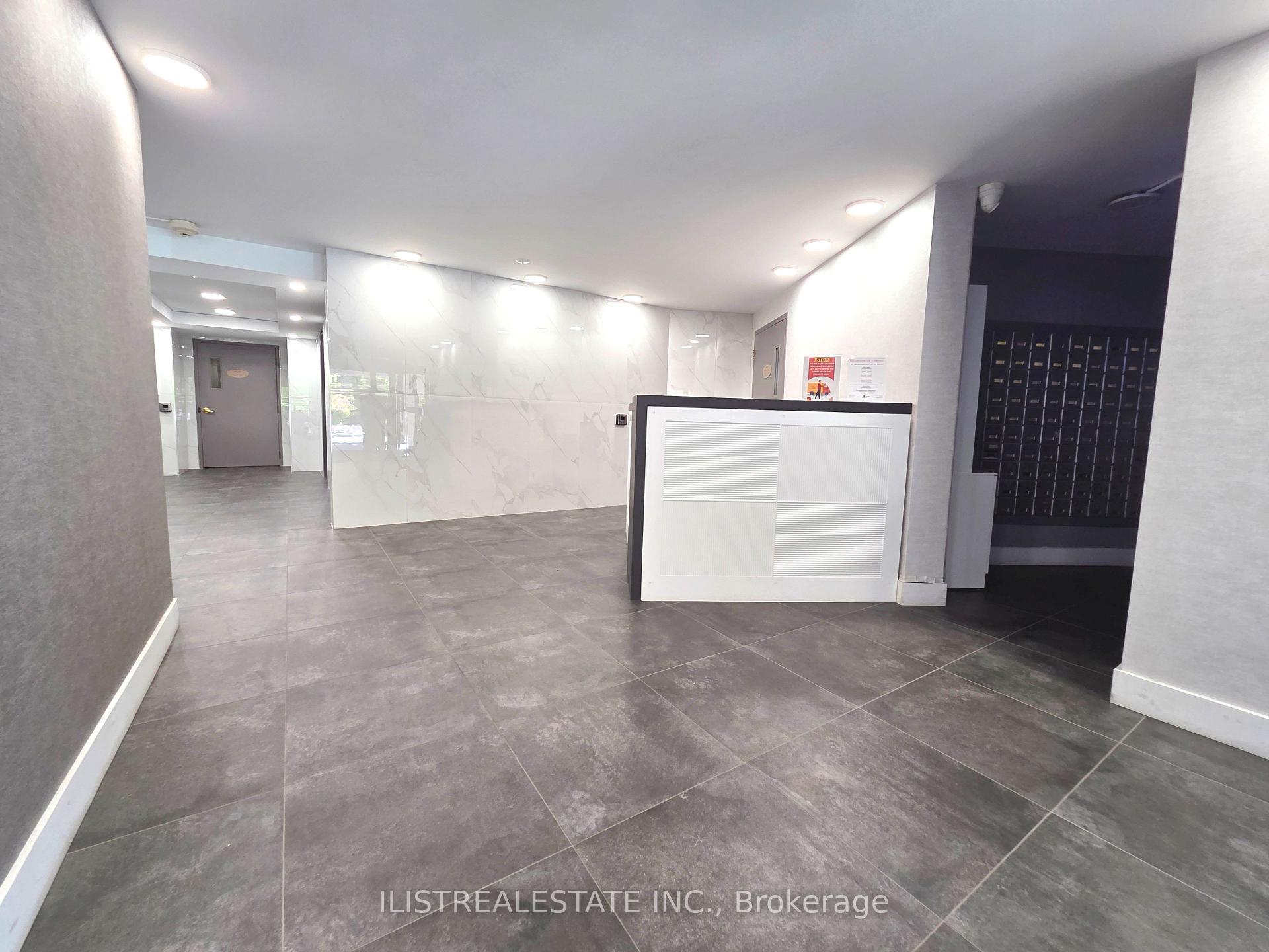 Photo 6 of Unit 1808, 20 Edgecliffe Golfway, Toronto, Flemingdon Park — HOMEH