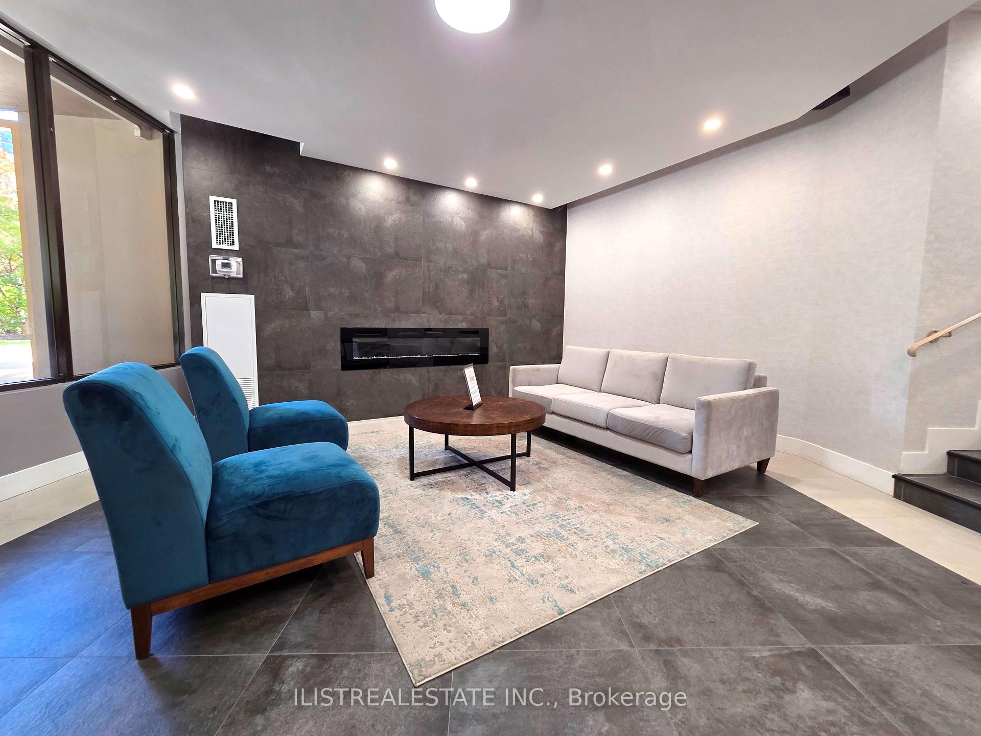 Photo 7 of Unit 1808, 20 Edgecliffe Golfway, Toronto, Flemingdon Park — HOMEH