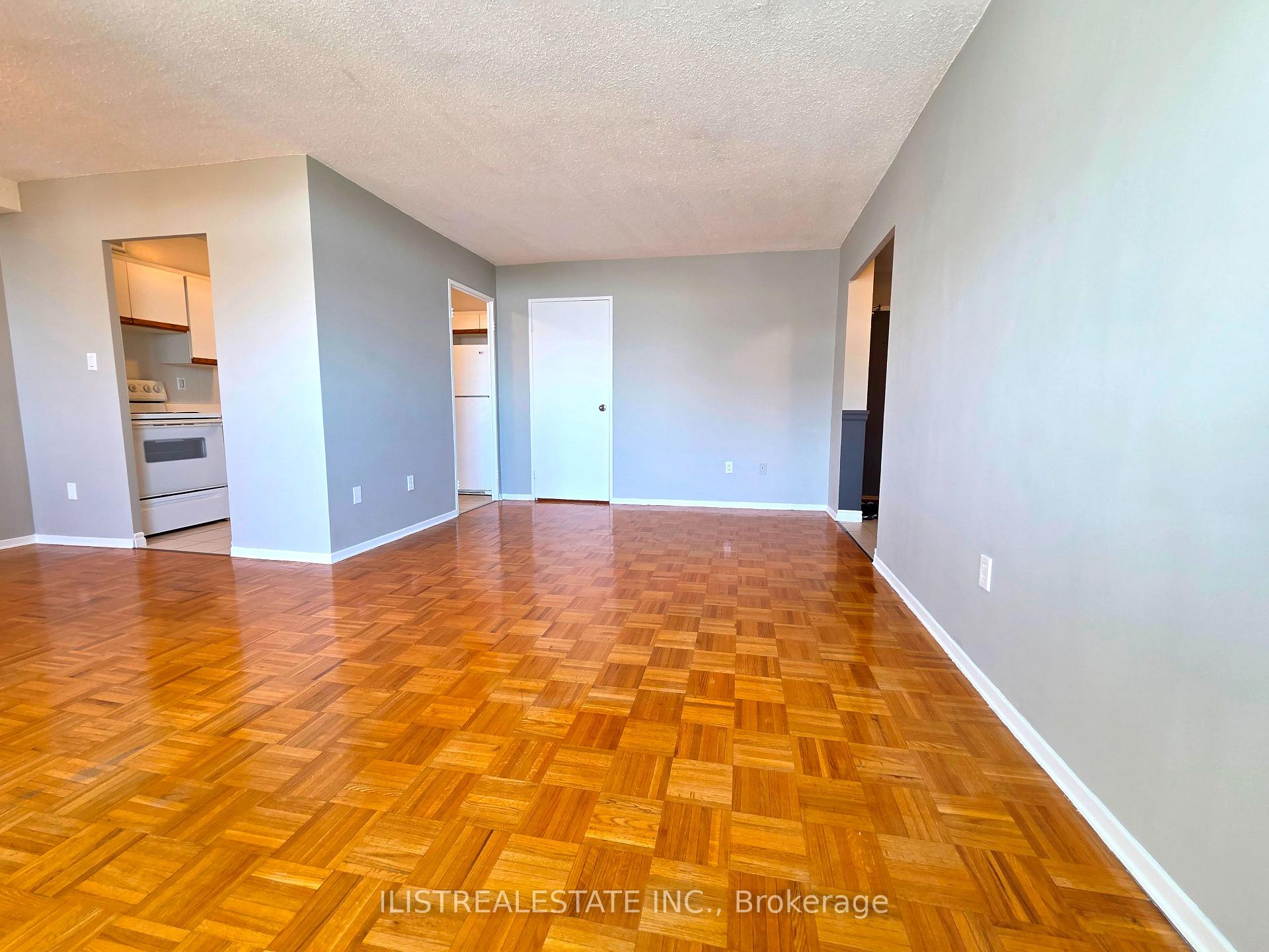 Photo 17 of Unit 1808, 20 Edgecliffe Golfway, Toronto, Flemingdon Park — HOMEH