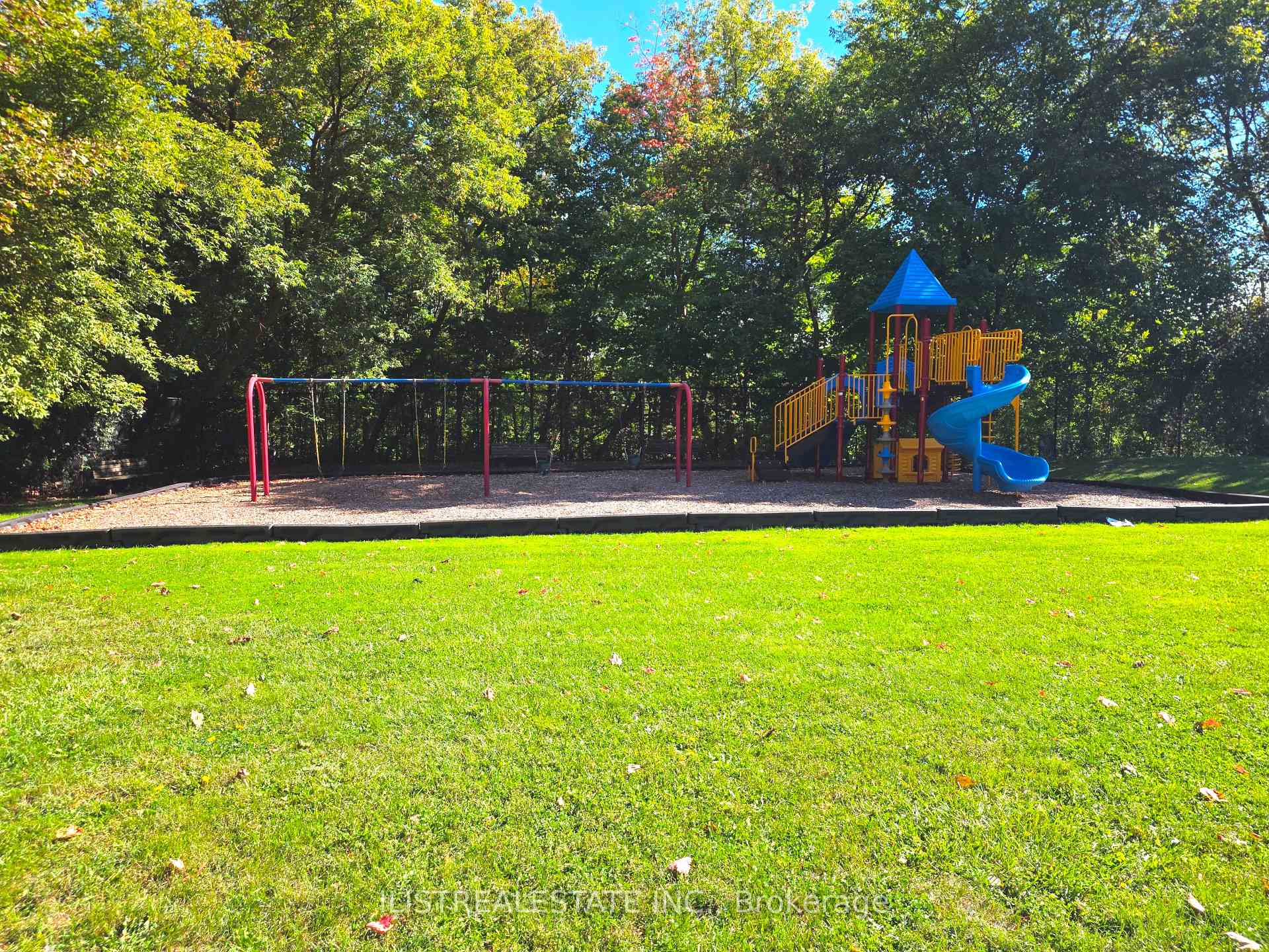 Photo 38 of Unit 1808, 20 Edgecliffe Golfway, Toronto, Flemingdon Park — HOMEH