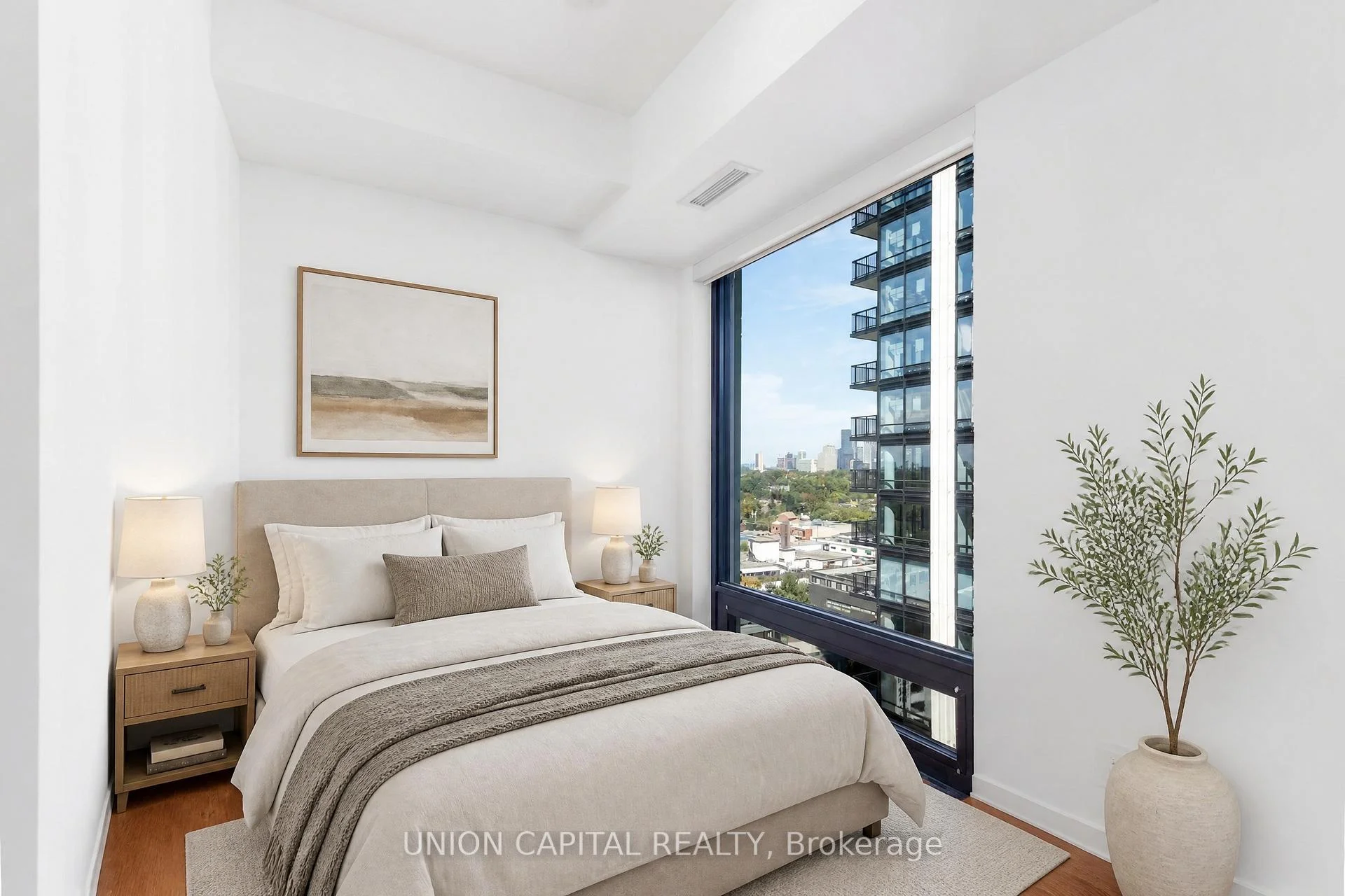 Photo 7 of Unit 1802, 91 Montclair Avenue, Toronto, Forest Hill South — HOMEH