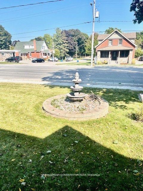 Photo 9 of 600 Brock Street S, Whitby, Downtown Whitby — HOMEH
