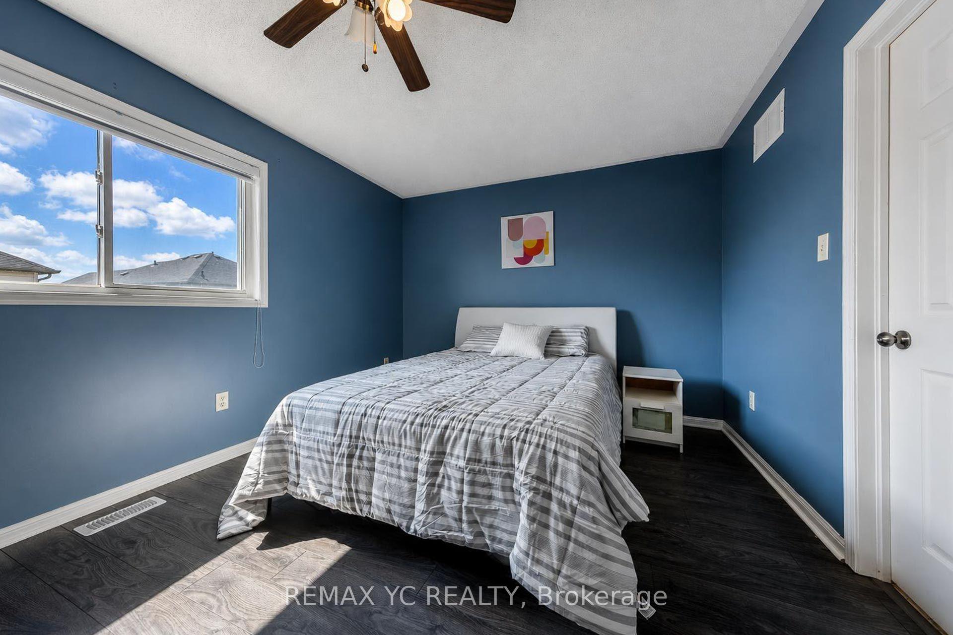 Photo 17 of 18 Coleman Drive, Barrie, Edgehill Drive — HOMEH