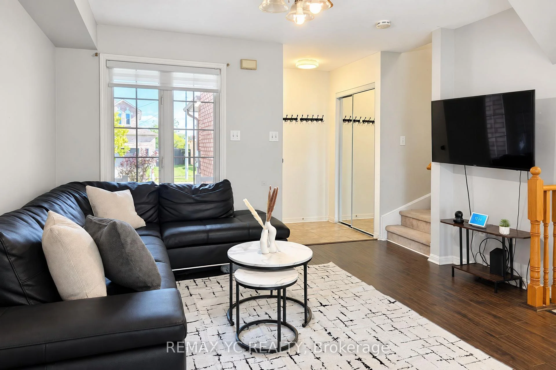 Photo 5 of 18 Coleman Drive, Barrie, Edgehill Drive — HOMEH
