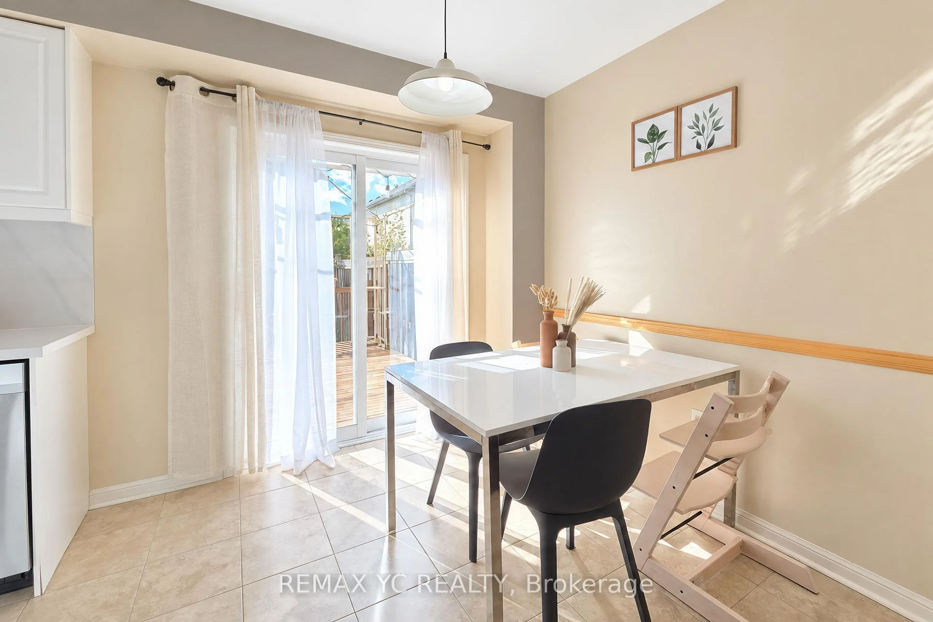 Photo 13 of 18 Coleman Drive, Barrie, Edgehill Drive — HOMEH