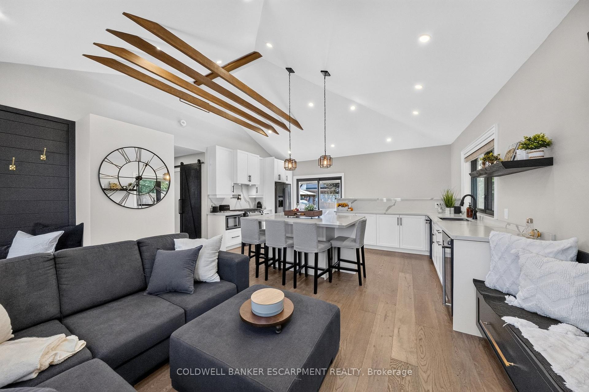 Photo 9 of 18 Meadvale Road, Halton Hills, Acton — HOMEH