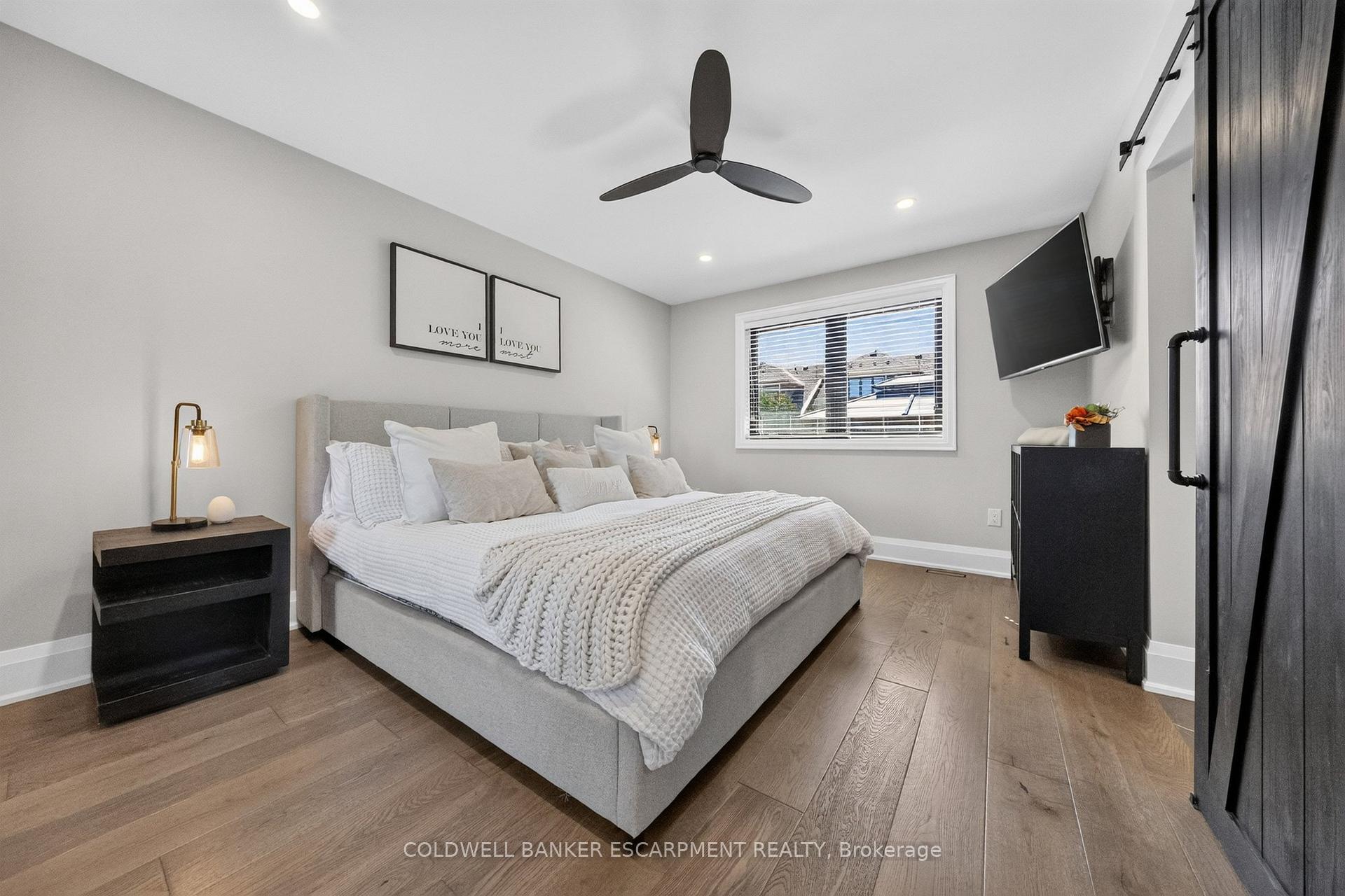 Photo 23 of 18 Meadvale Road, Halton Hills, Acton — HOMEH