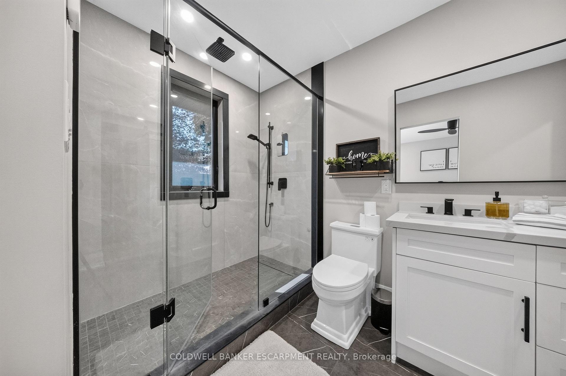 Photo 29 of 18 Meadvale Road, Halton Hills, Acton — HOMEH