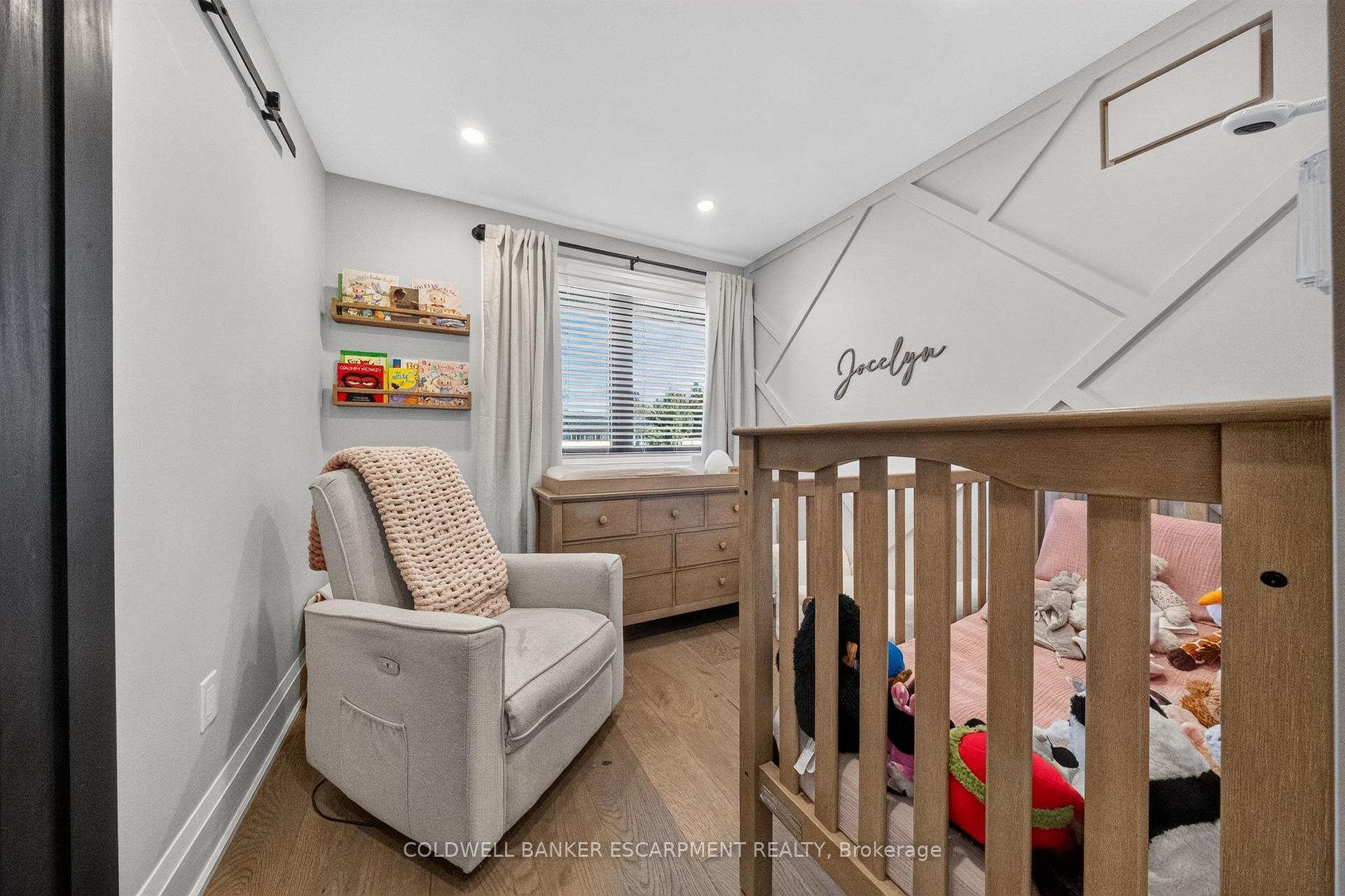 Photo 31 of 18 Meadvale Road, Halton Hills, Acton — HOMEH