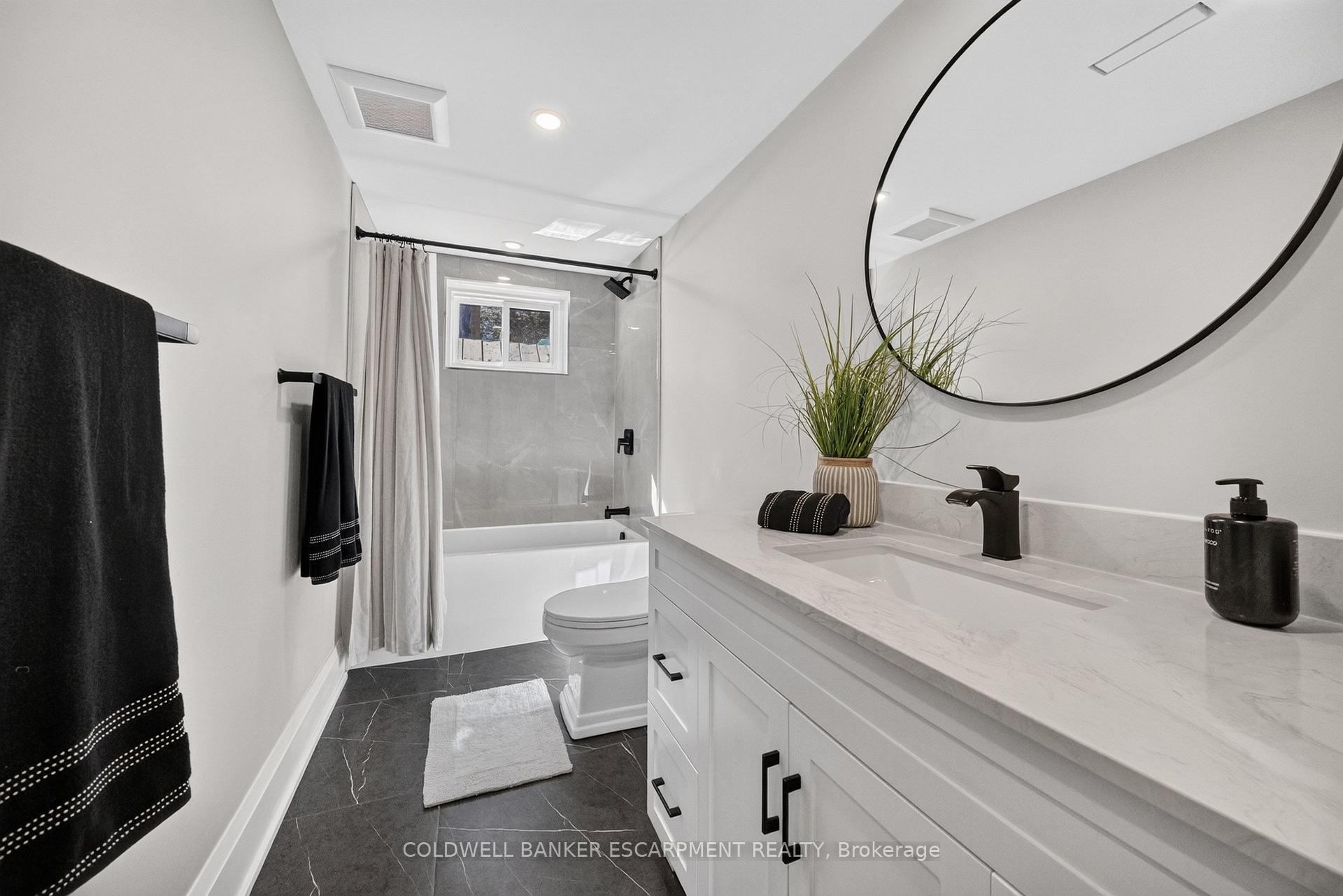 Photo 36 of 18 Meadvale Road, Halton Hills, Acton — HOMEH