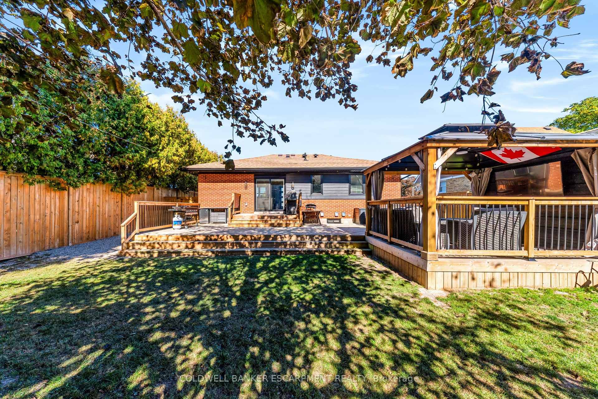 Photo 41 of 18 Meadvale Road, Halton Hills, Acton — HOMEH