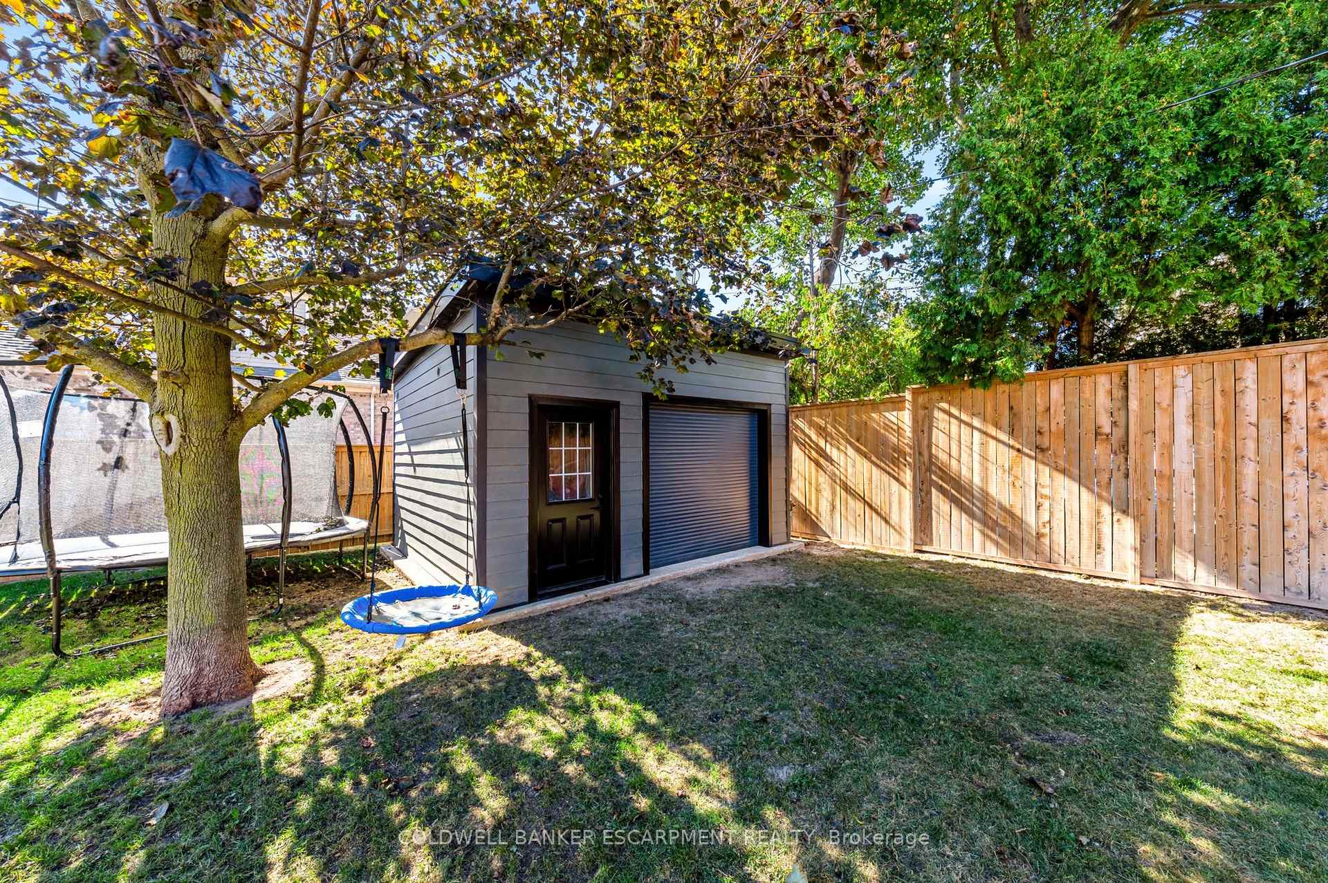 Photo 47 of 18 Meadvale Road, Halton Hills, Acton — HOMEH