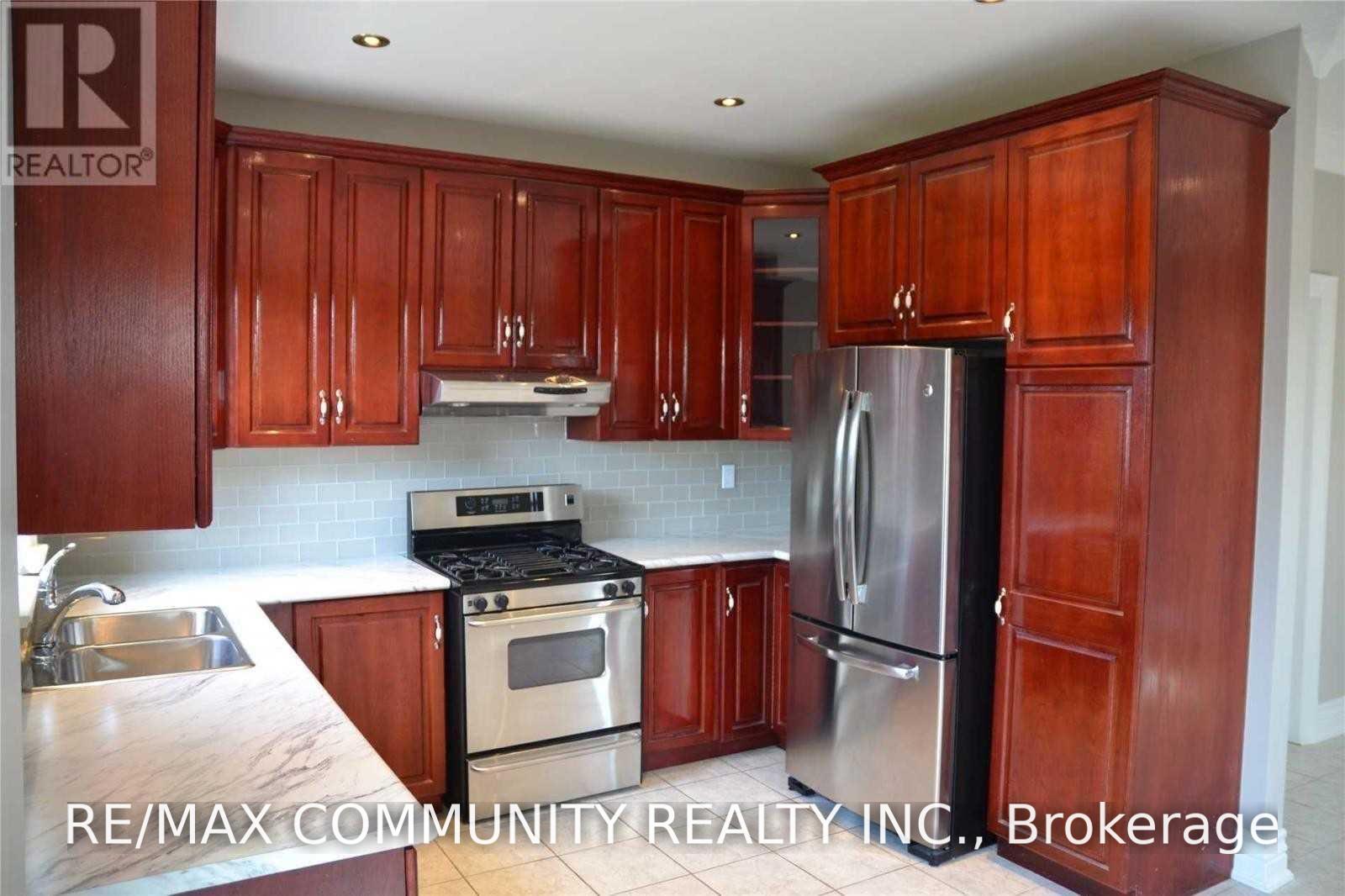 Photo 1 of Unit BSMT, 38 Bestview Crescent, Vaughan, Rural Vaughan — HOMEH