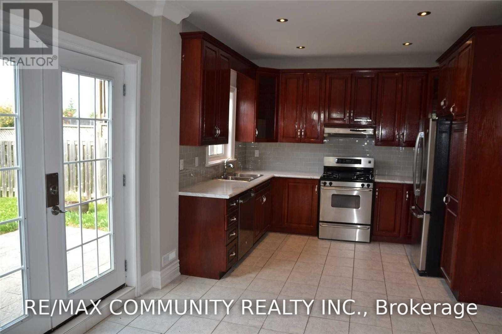 Photo 5 of Unit BSMT, 38 Bestview Crescent, Vaughan, Rural Vaughan — HOMEH