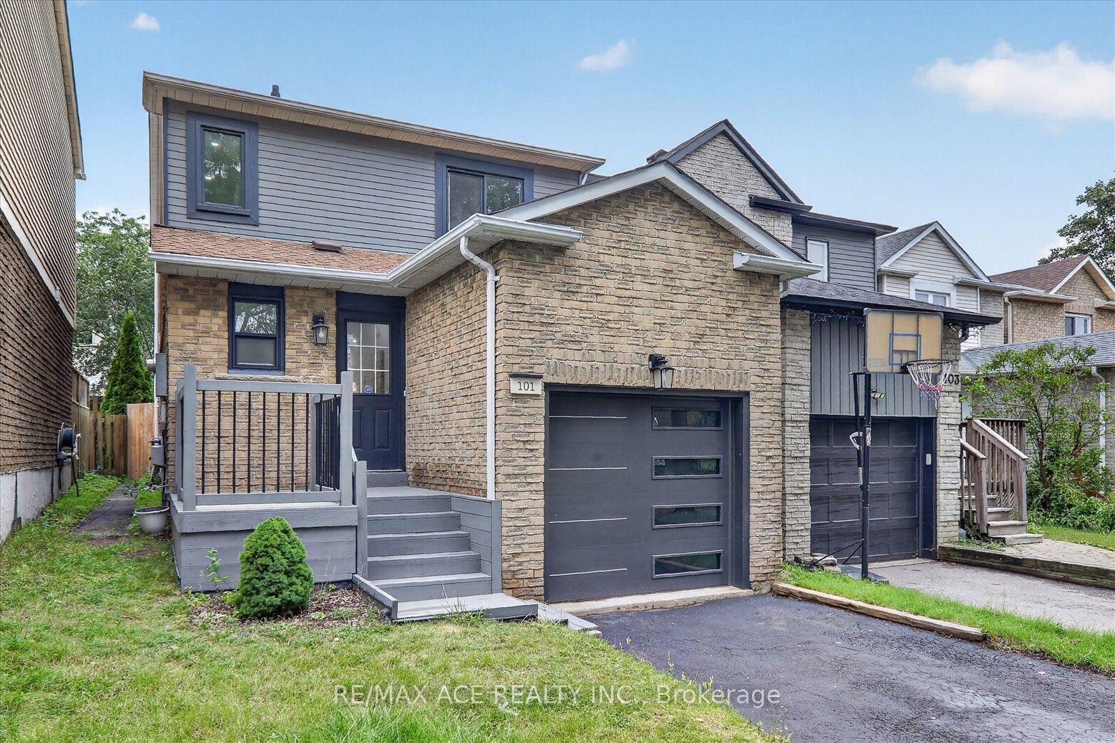 Photo 4 of 101 Greenfield Crescent, Whitby, Blue Grass Meadows — HOMEH