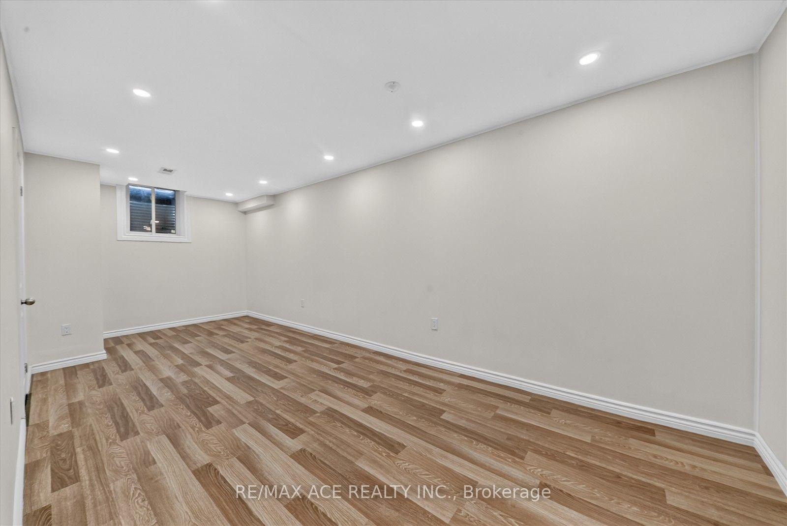 Photo 29 of 101 Greenfield Crescent, Whitby, Blue Grass Meadows — HOMEH