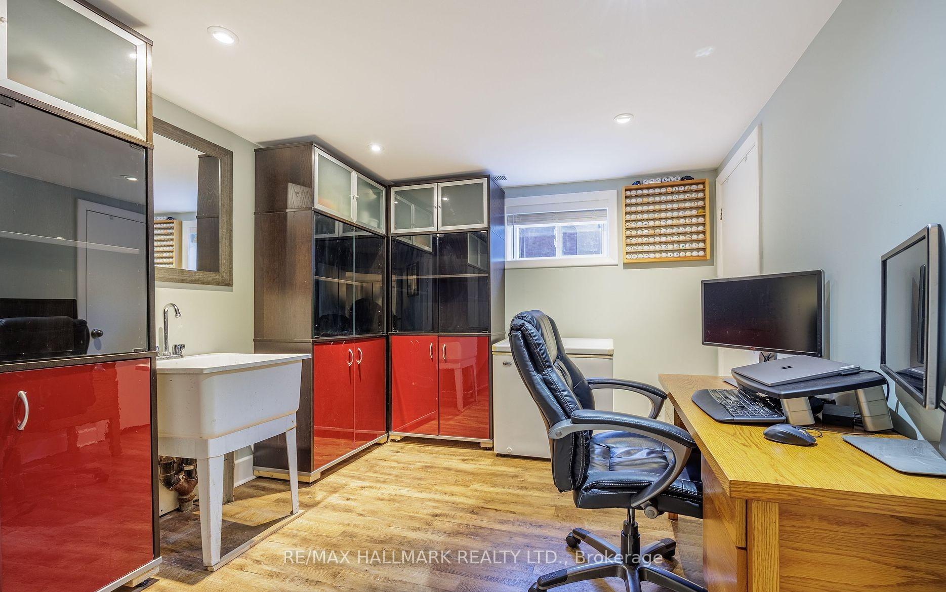 Photo 22 of 121 West 23rd Street, Hamilton, Westcliffe — HOMEH
