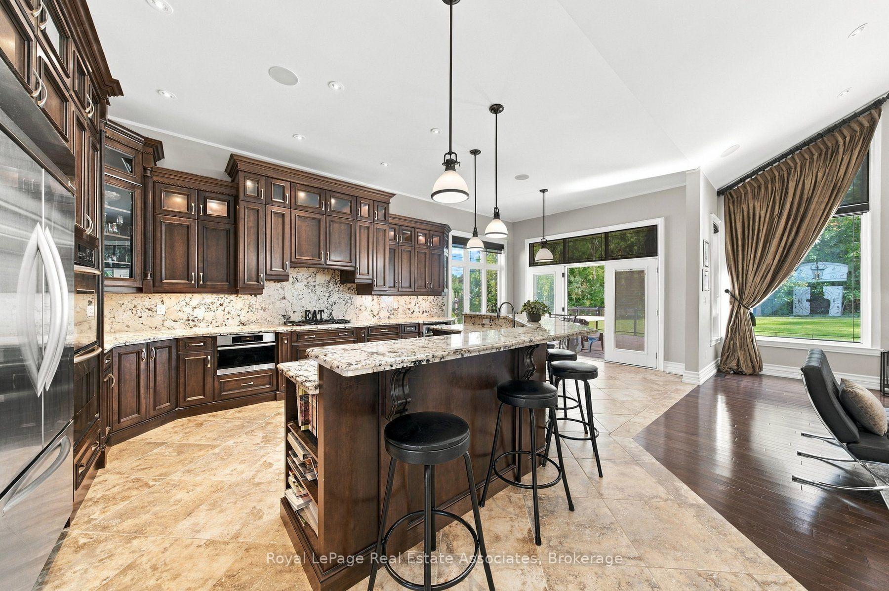 Photo 11 of 82 Margaret Avenue, Hamilton, Stoney Creek — HOMEH