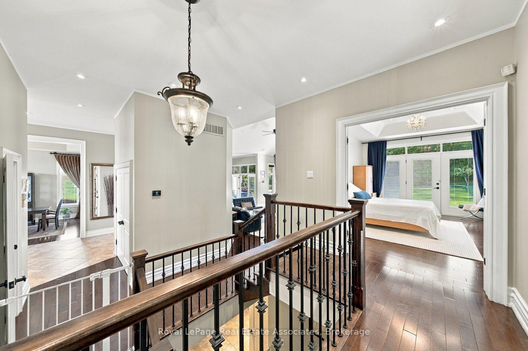 Photo 24 of 82 Margaret Avenue, Hamilton, Stoney Creek — HOMEH