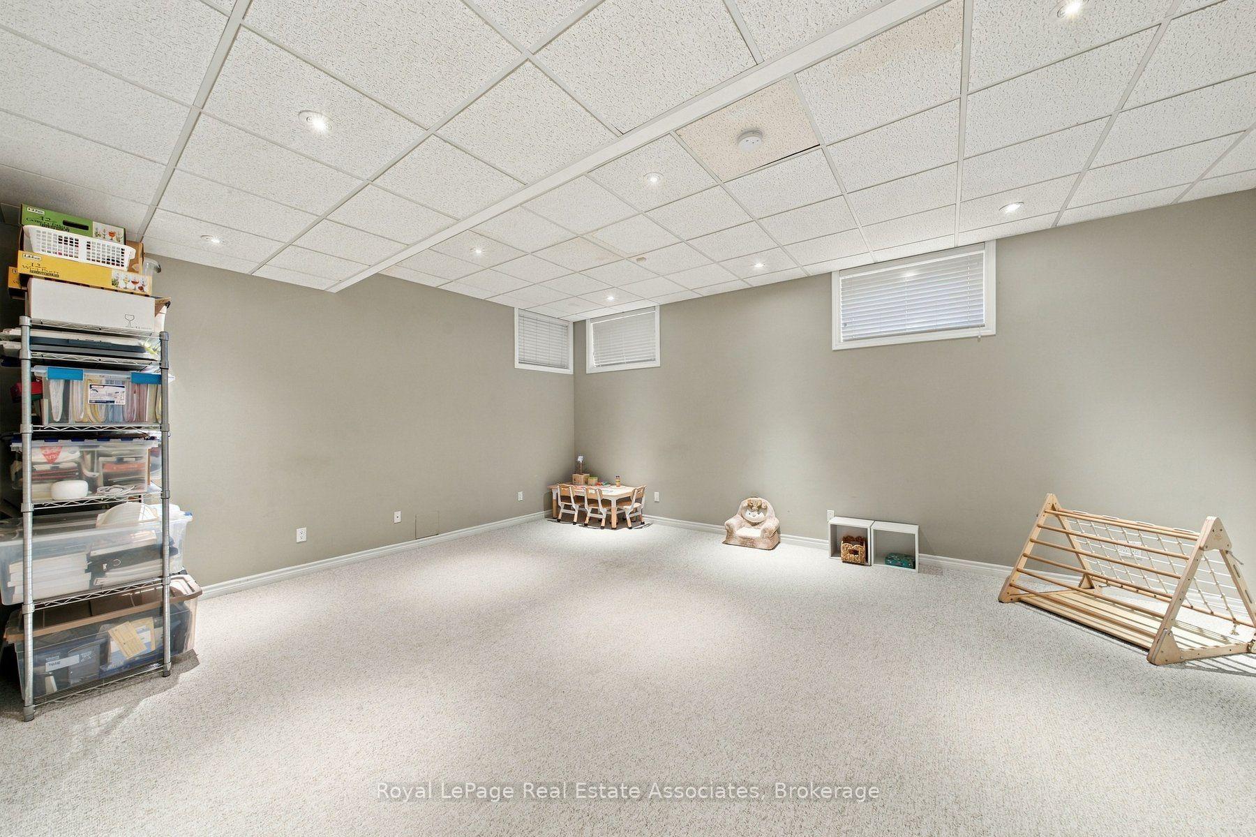 Photo 35 of 82 Margaret Avenue, Hamilton, Stoney Creek — HOMEH