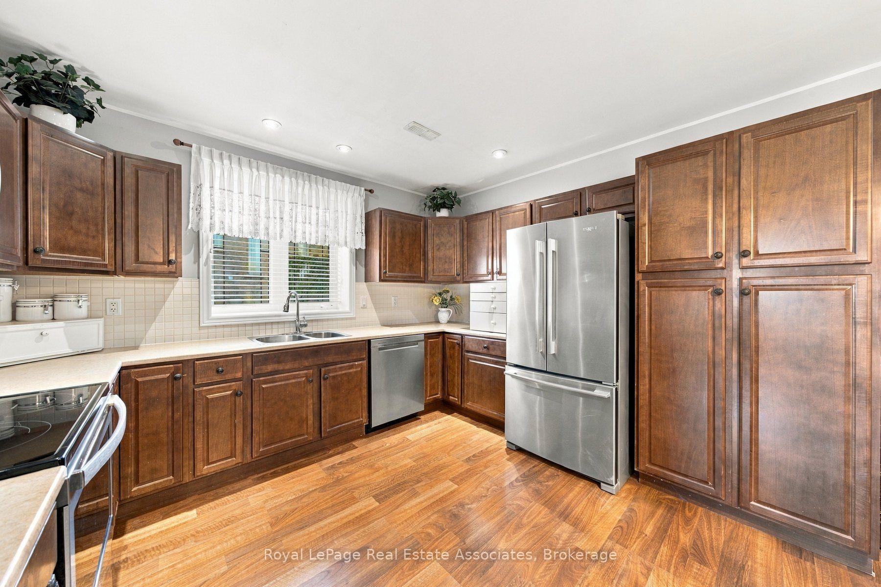 Photo 37 of 82 Margaret Avenue, Hamilton, Stoney Creek — HOMEH