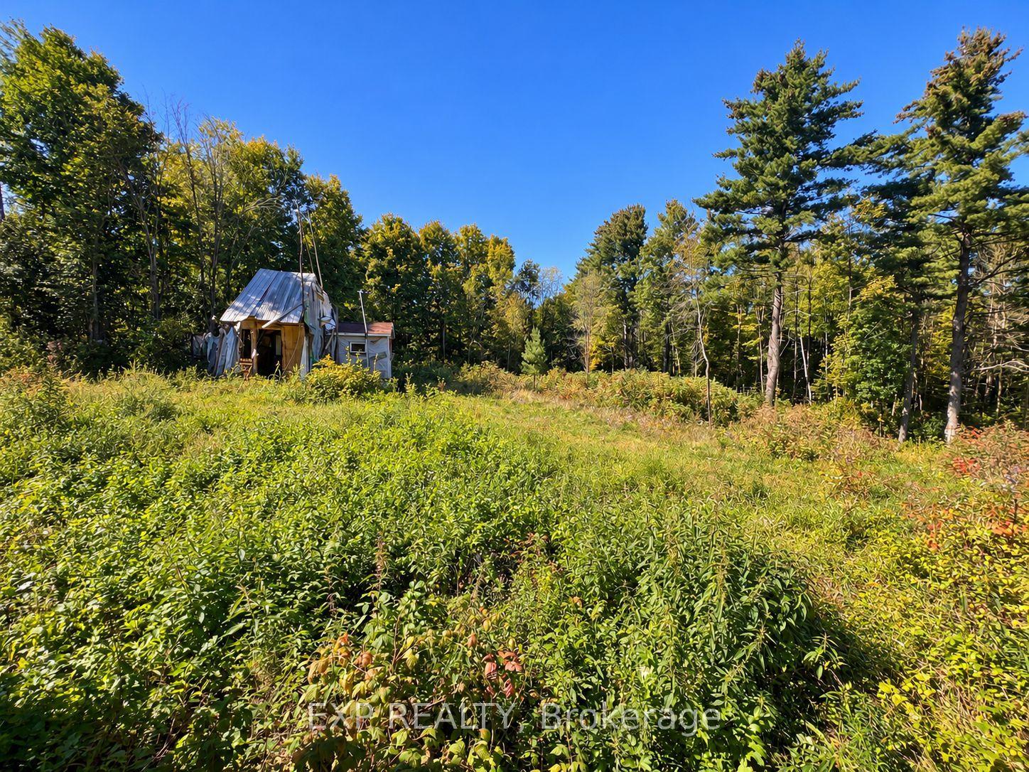 Photo 3 of 942 Bathurst 9TH Concession Road, Tay Valley, Bathurst/Burgess & Sherbrooke (North Burgess) Twp — HOMEH