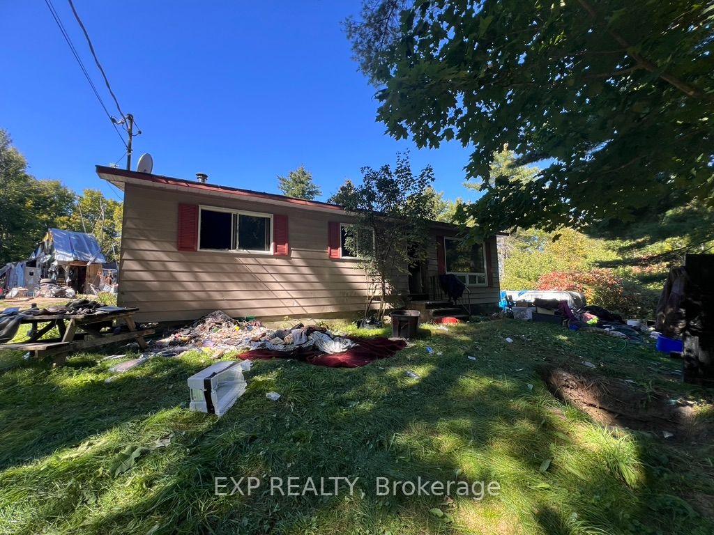 Photo 11 of 942 Bathurst 9TH Concession Road, Tay Valley, Bathurst/Burgess & Sherbrooke (North Burgess) Twp — HOMEH