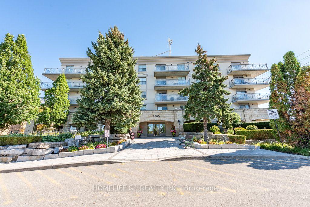 Photo of Unit 303, 2500 Rutherford Road